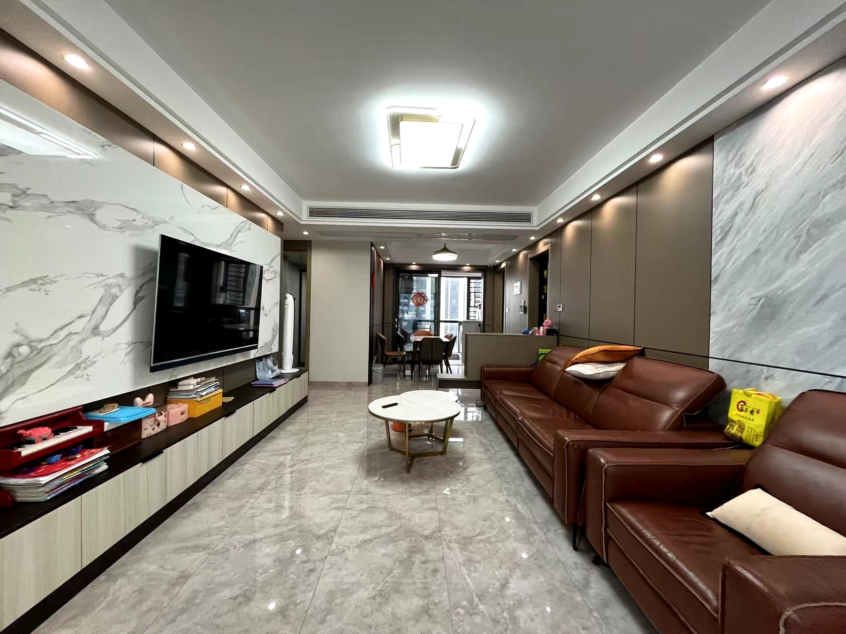 春藤小镇 4室2厅2卫 128.00万 春藤小镇 4室2厅2卫 128.00万室内图