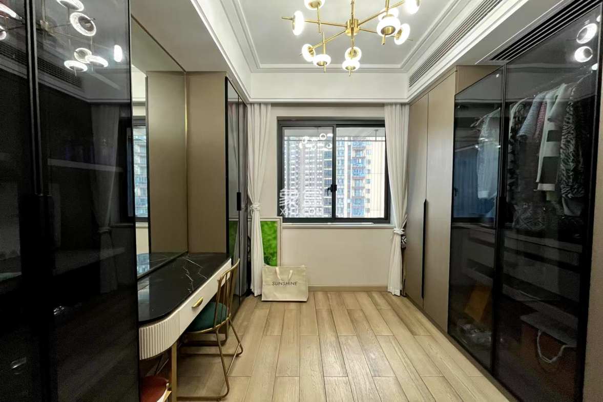 春藤小镇 4室2厅2卫 128.00万 春藤小镇 4室2厅2卫 128.00万室内图