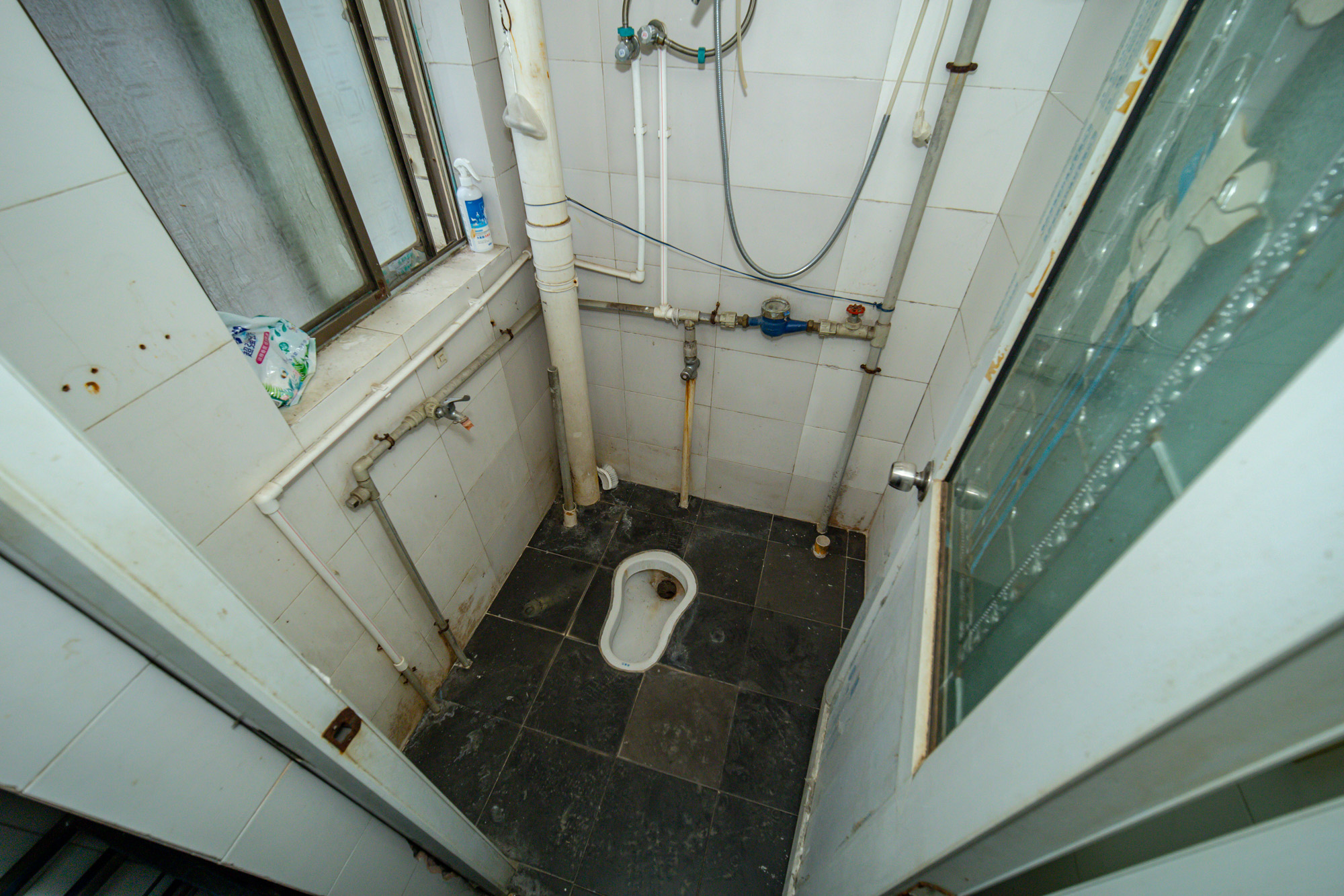 板桥小区 14室6厅10卫 165.0万 板桥小区 14室6厅10卫 165.0万卫生间