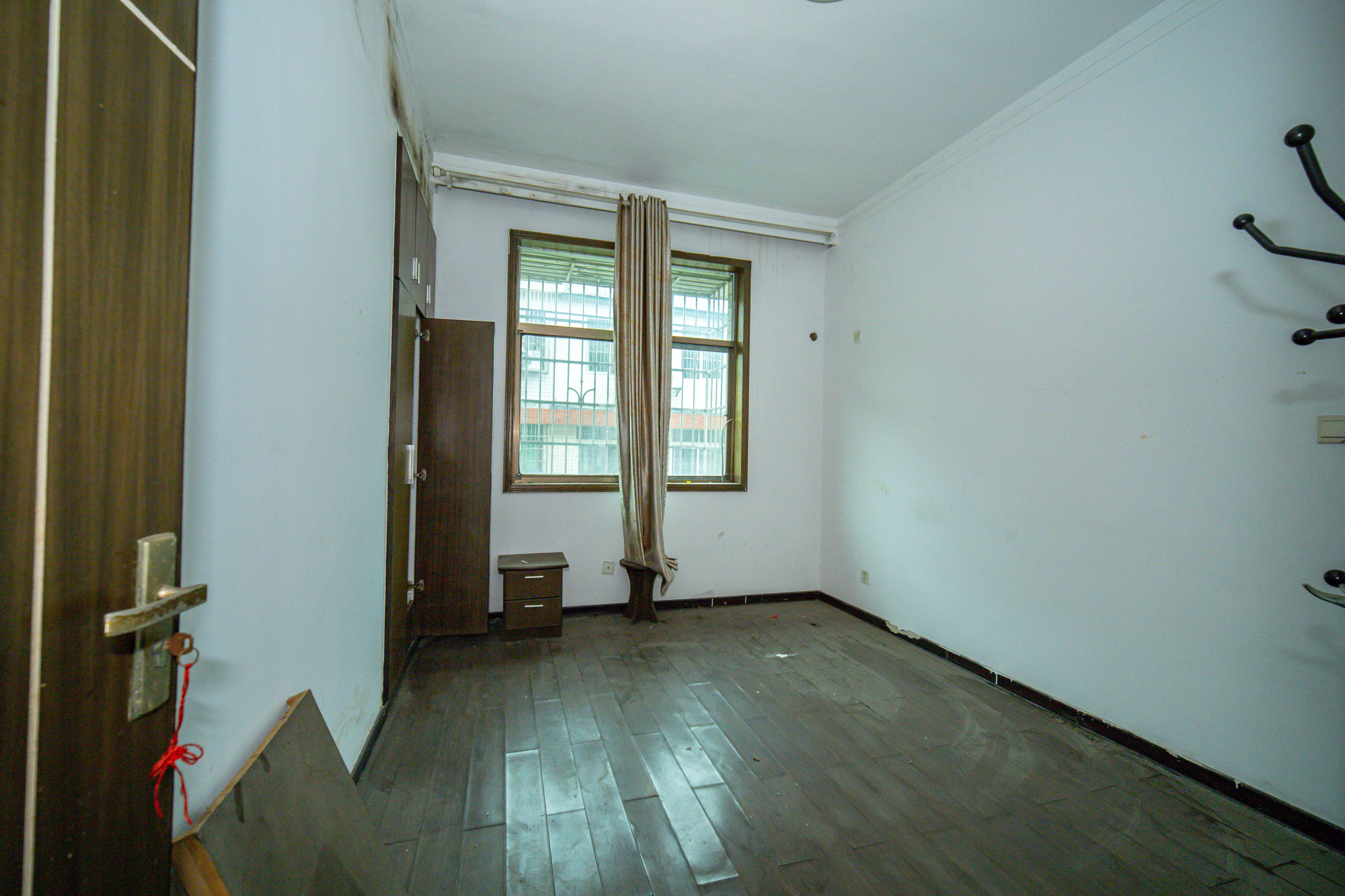 板桥小区 14室6厅10卫 165.0万 板桥小区 14室6厅10卫 165.0万卧室