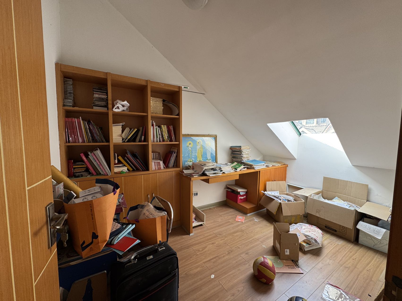 尚格名城天香国舍  5室3厅3卫    62.8万 尚格名城天香国舍  5室3厅3卫    62.8万室内图