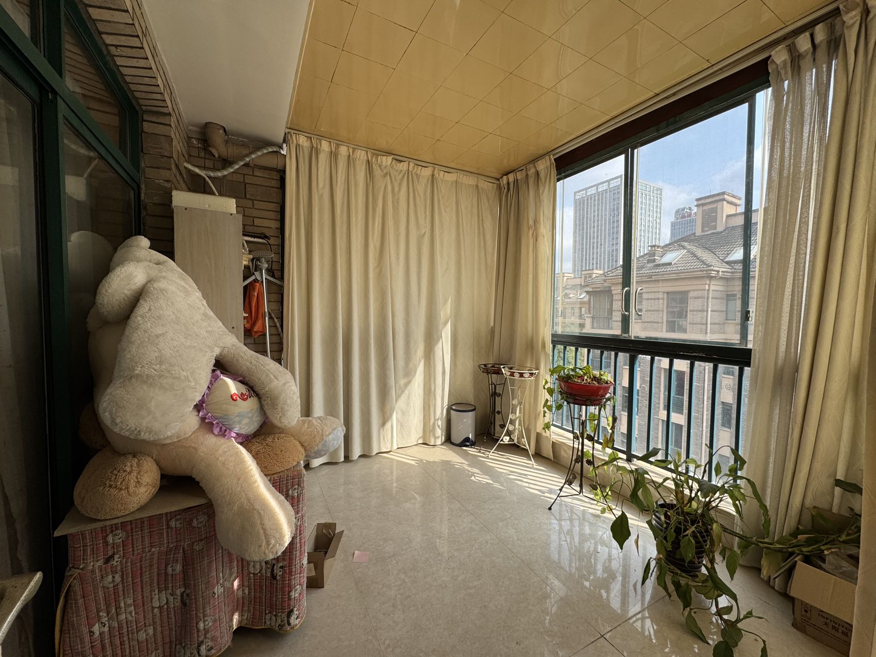 尚格名城天香国舍  5室3厅3卫    62.8万 尚格名城天香国舍  5室3厅3卫    62.8万室内图