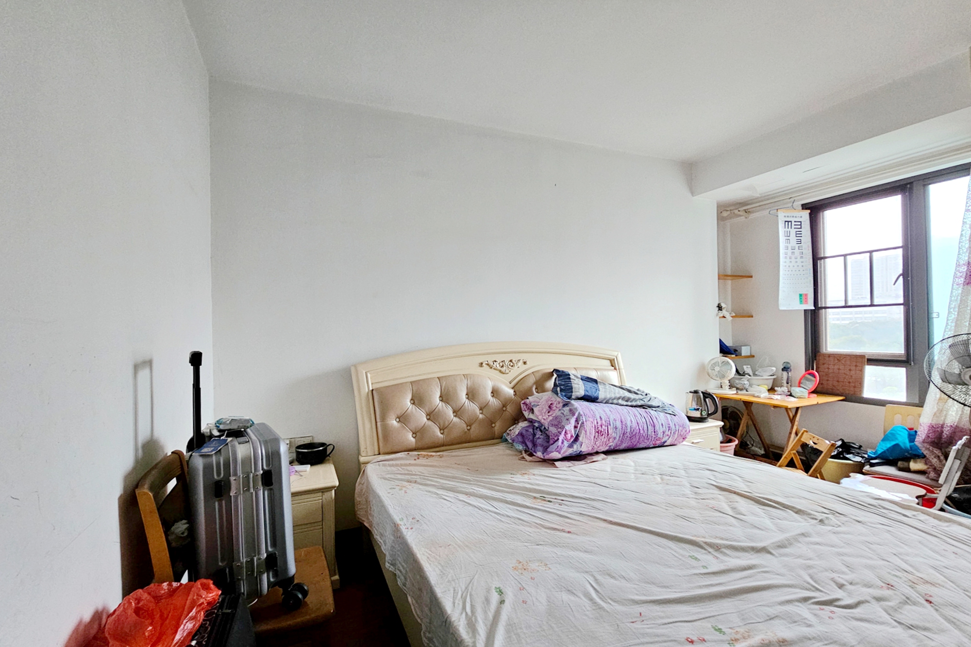 新华都万家城  3室2厅2卫    86.0万 新华都万家城  3室2厅2卫    86.0万卧室