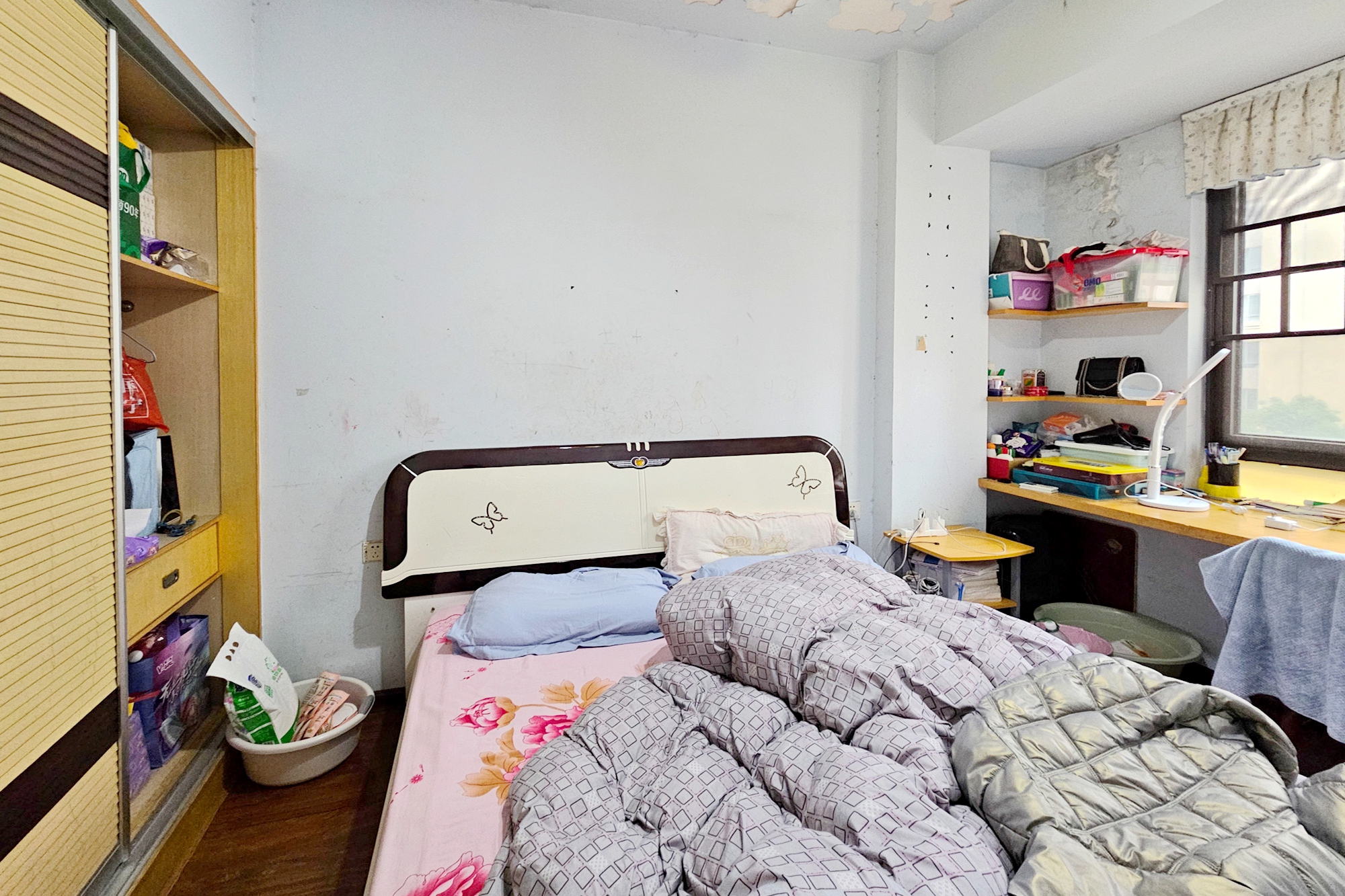 新华都万家城  3室2厅2卫    86.0万 新华都万家城  3室2厅2卫    86.0万卧室