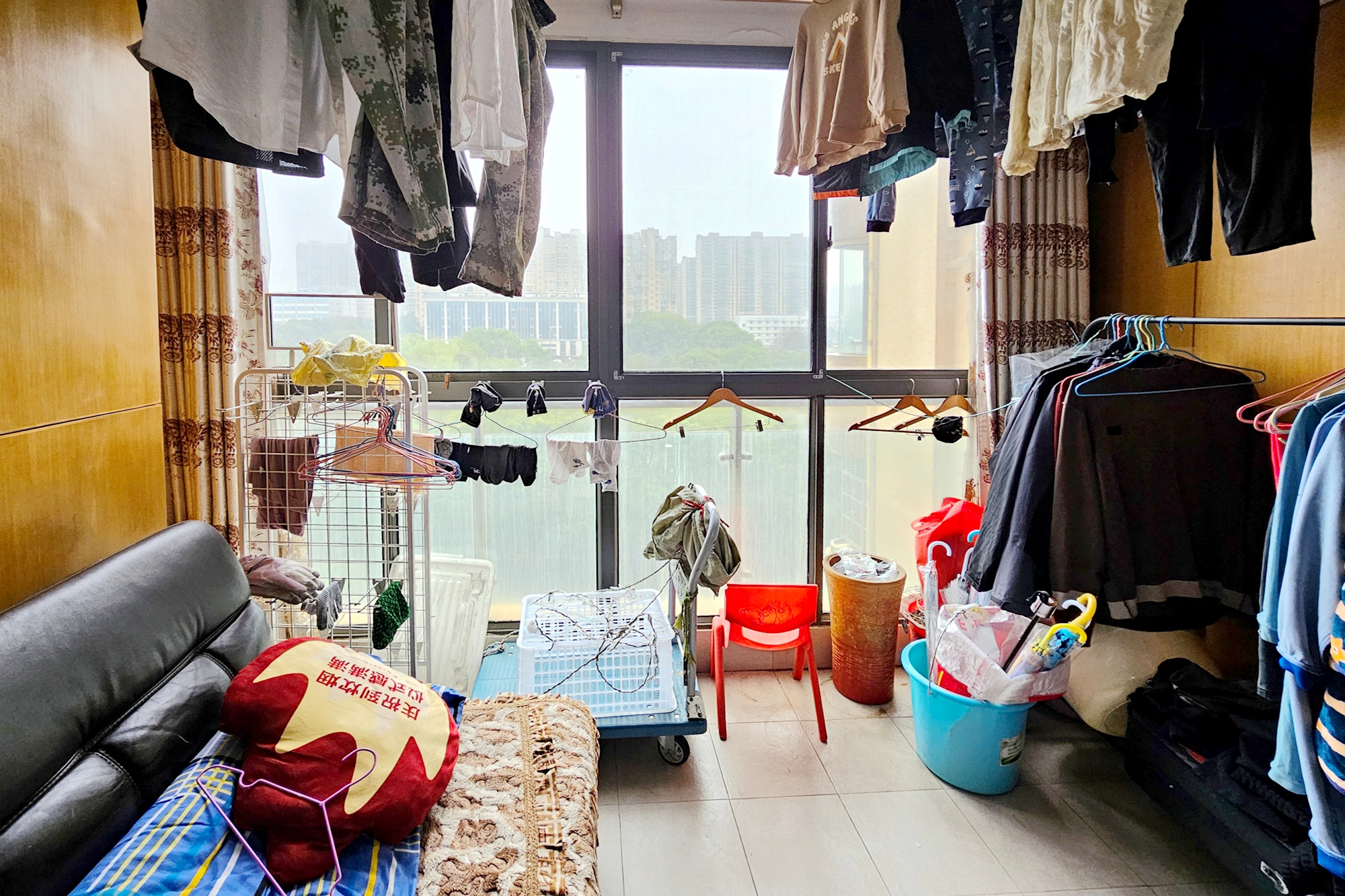 新华都万家城  3室2厅2卫    86.0万 新华都万家城  3室2厅2卫    86.0万阳台