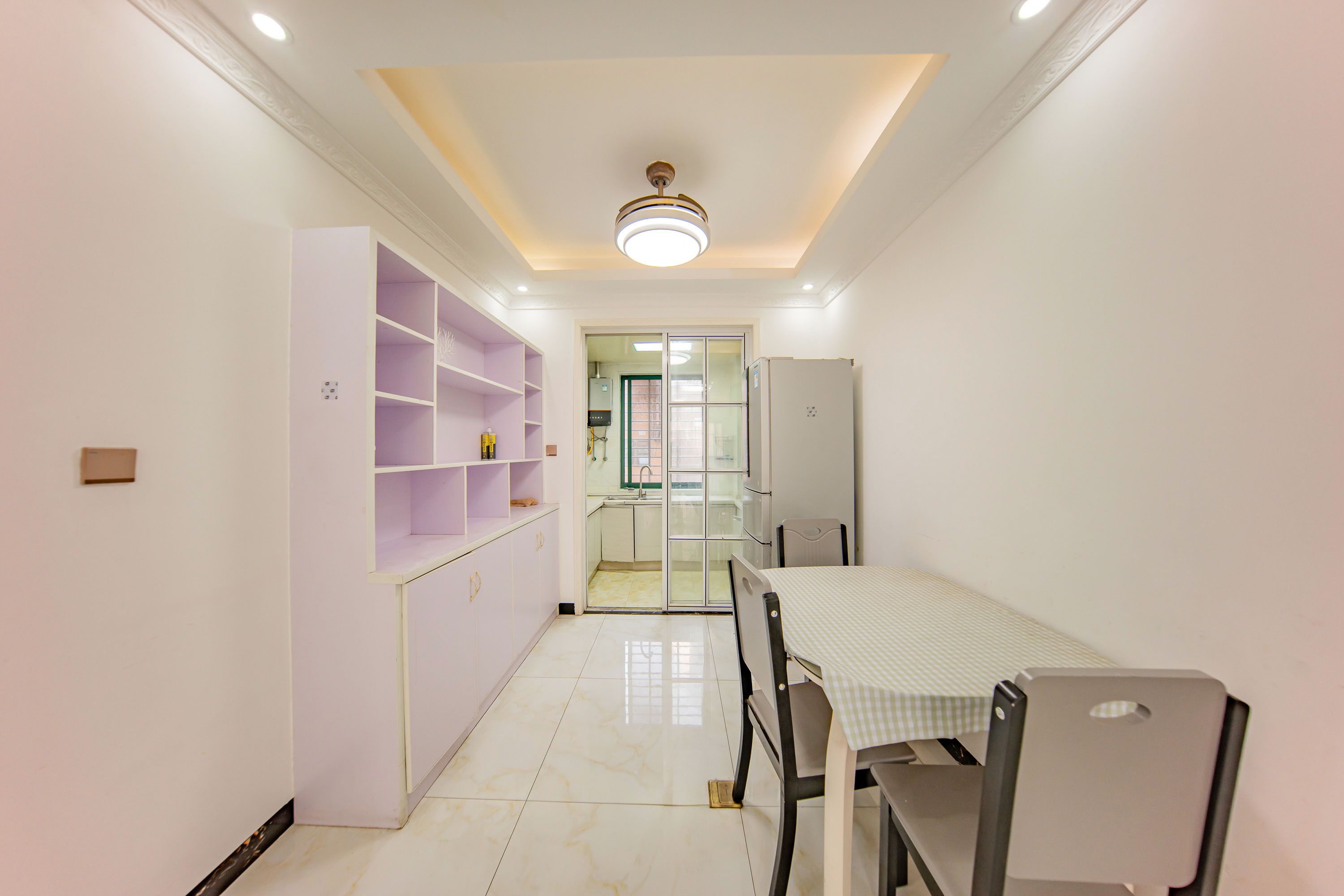 洋湖时代 3室2厅1卫 73.8万 洋湖时代 3室2厅1卫 73.8万客厅