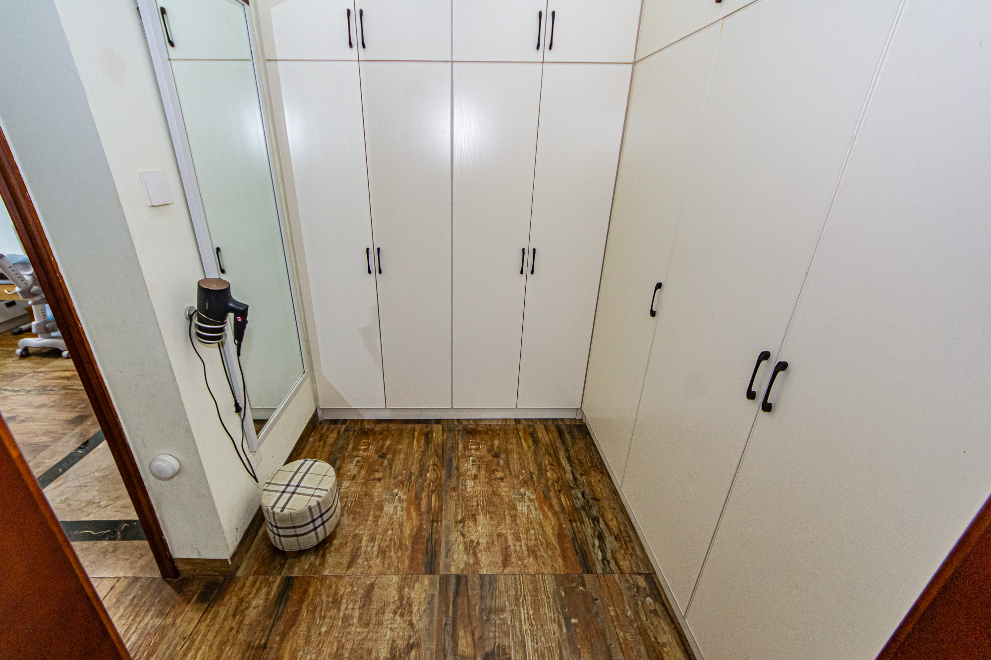 北辰三角洲E3区  5室2厅2卫    240.0万 北辰三角洲E3区  5室2厅2卫    240.0万其他