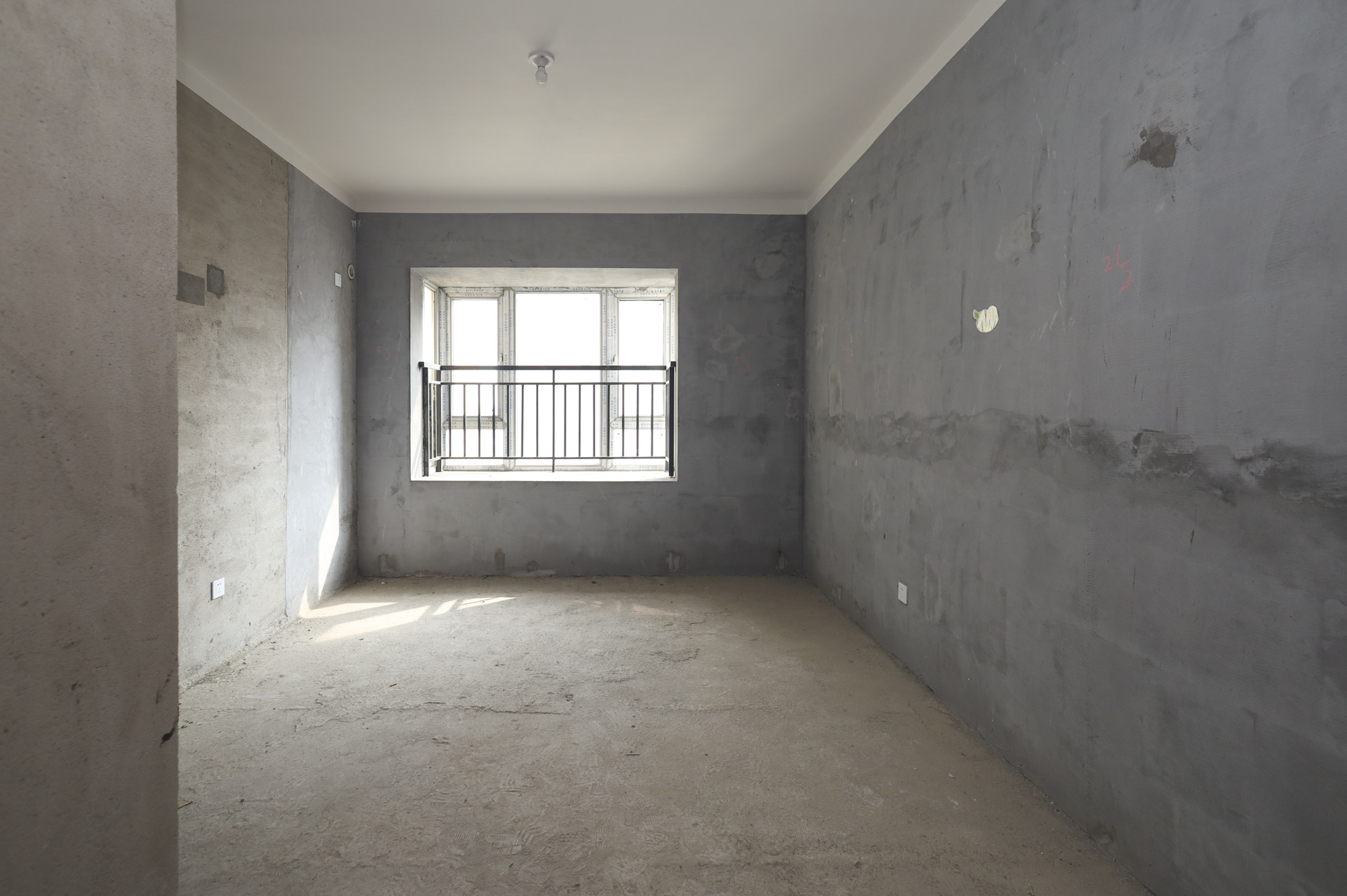 钱隆世家 4室2厅2卫 83.0万 钱隆世家 4室2厅2卫 83.0万卧室