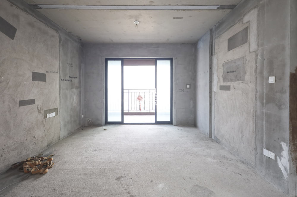 地鐵中建君和城  4室2廳2衛(wèi)   96.00萬