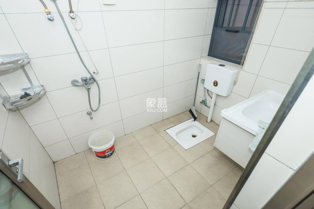 楓林雅苑（雷鋒機(jī)電市場(chǎng)二期）  2室2廳1衛(wèi)   78.00萬(wàn)