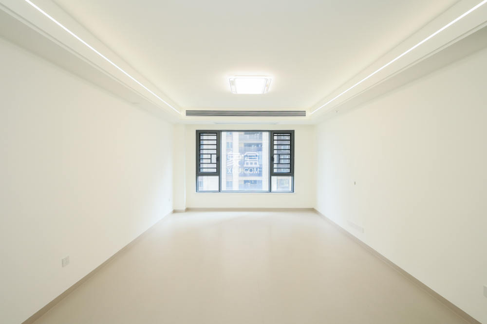 建发央著  4室2厅2卫    239.0万