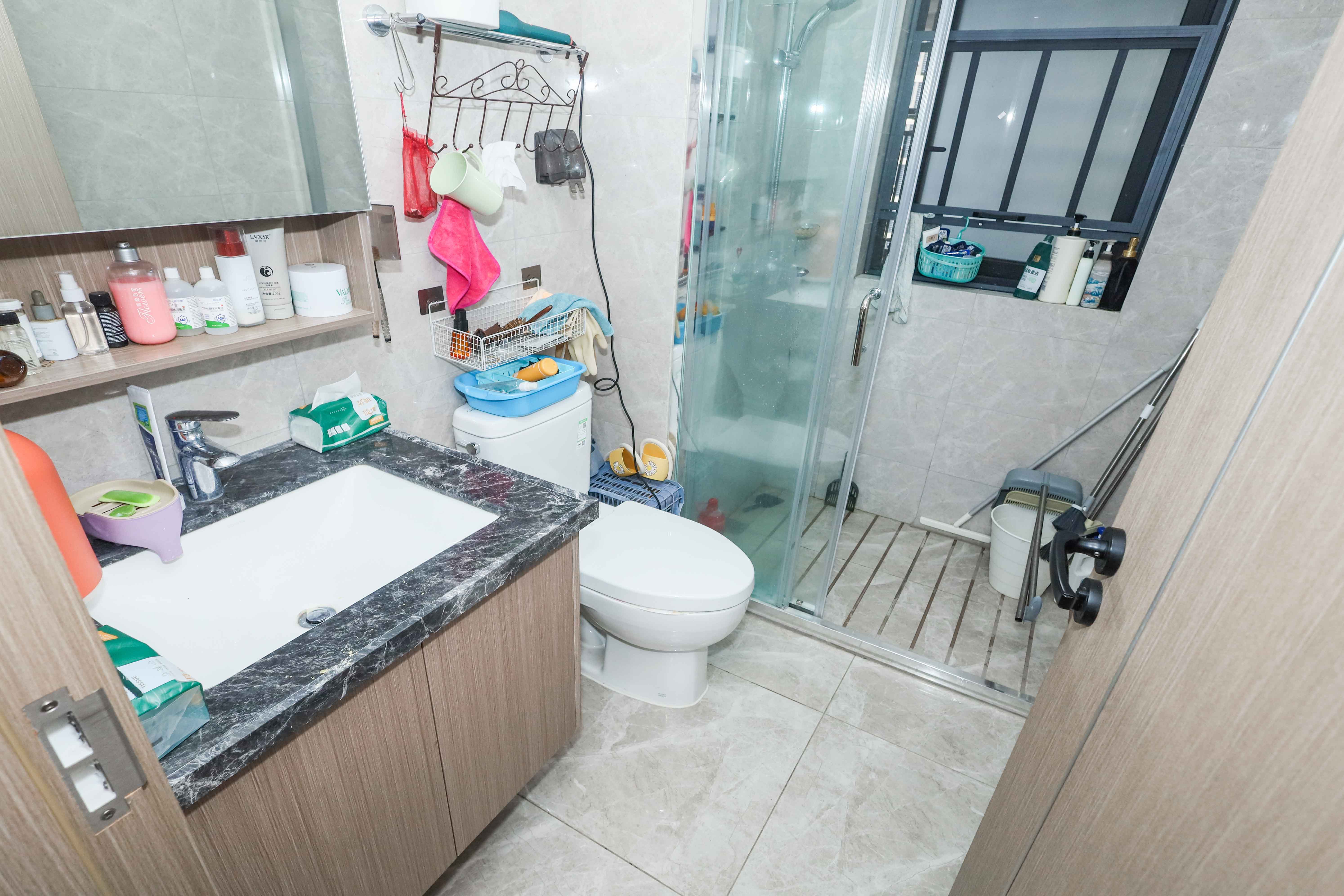 中海麓山境南区  3室2厅2卫    121.0万 中海麓山境南区  3室2厅2卫    121.0万卫生间