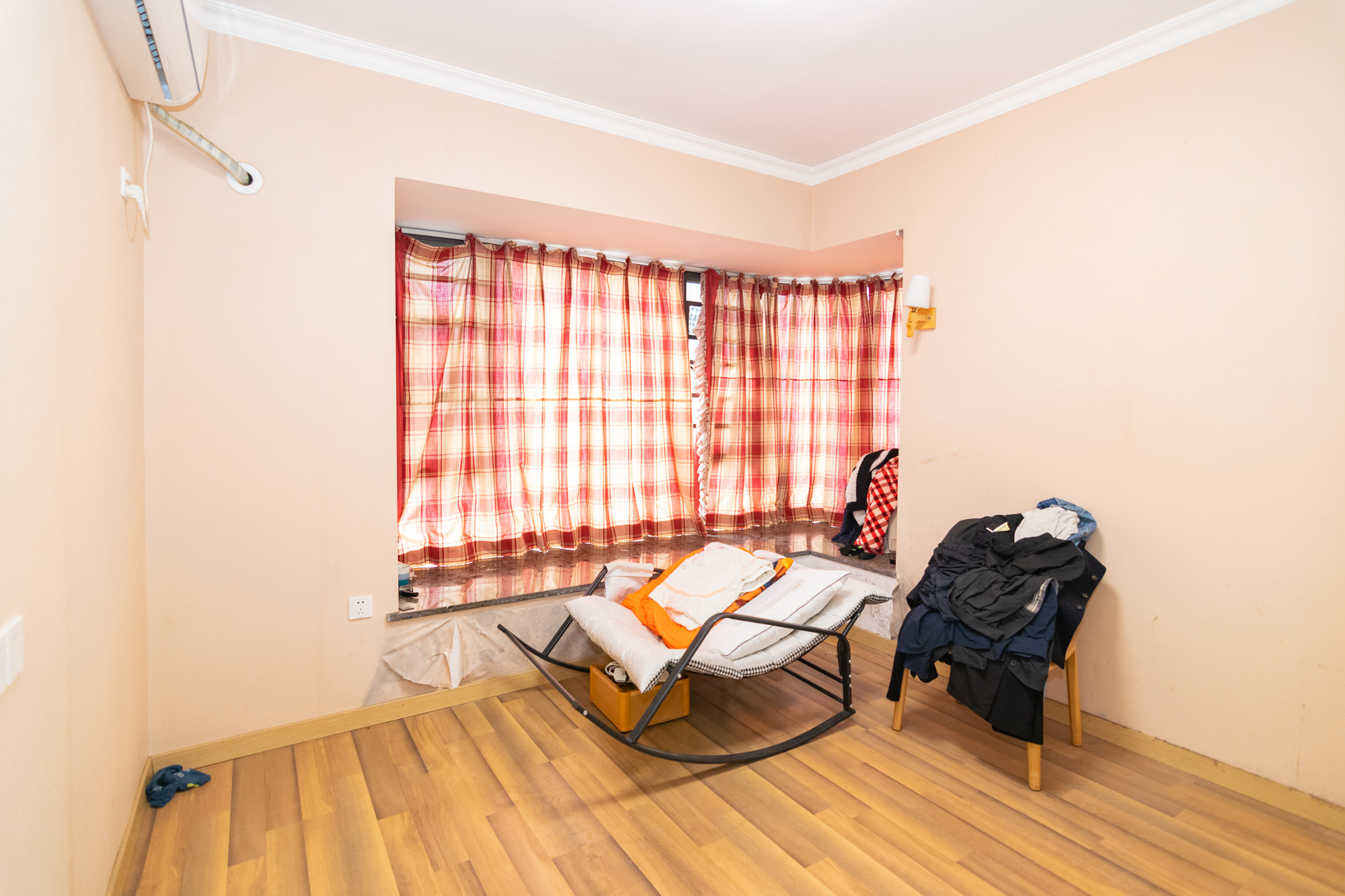 润和紫郡一期  3室2厅2卫    69.8万 润和紫郡一期  3室2厅2卫    69.8万卧室