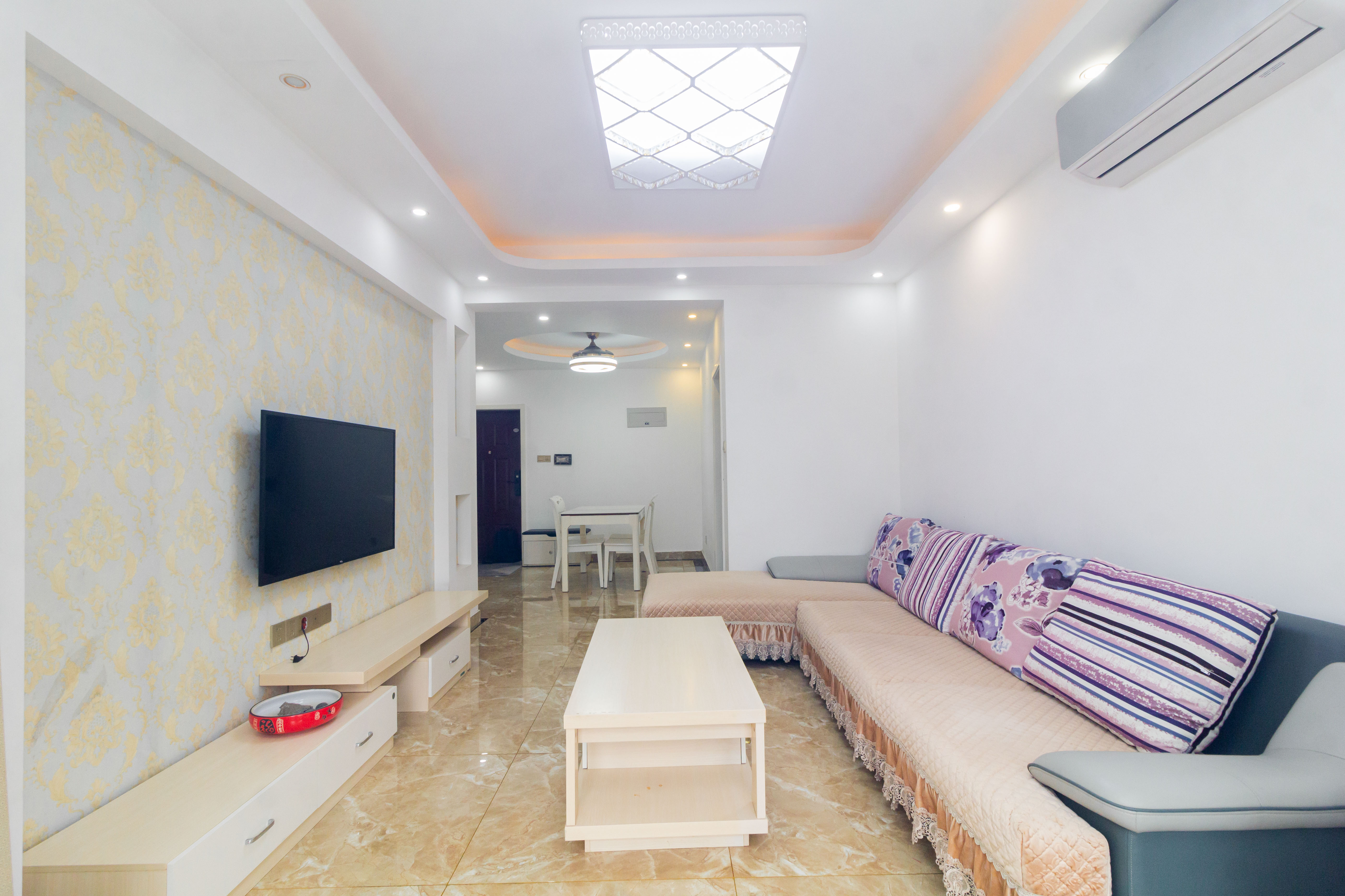 中国铁建国际城二期  2室1厅1卫    48.8万 中国铁建国际城二期  2室1厅1卫    48.8万客厅