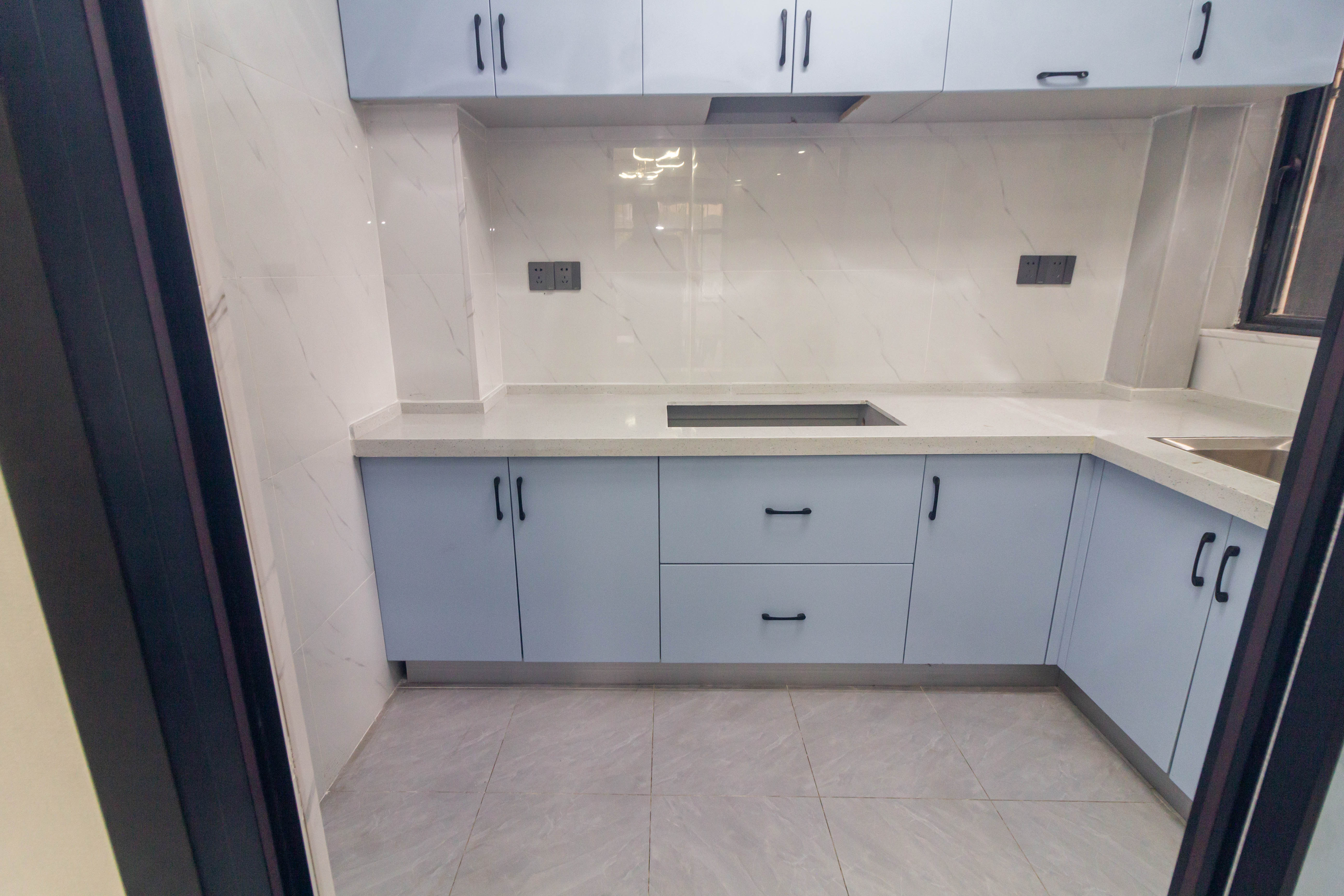 中国铁建国际城二期 3室2厅1卫 52.5万 中国铁建国际城二期 3室2厅1卫 52.5万厨房