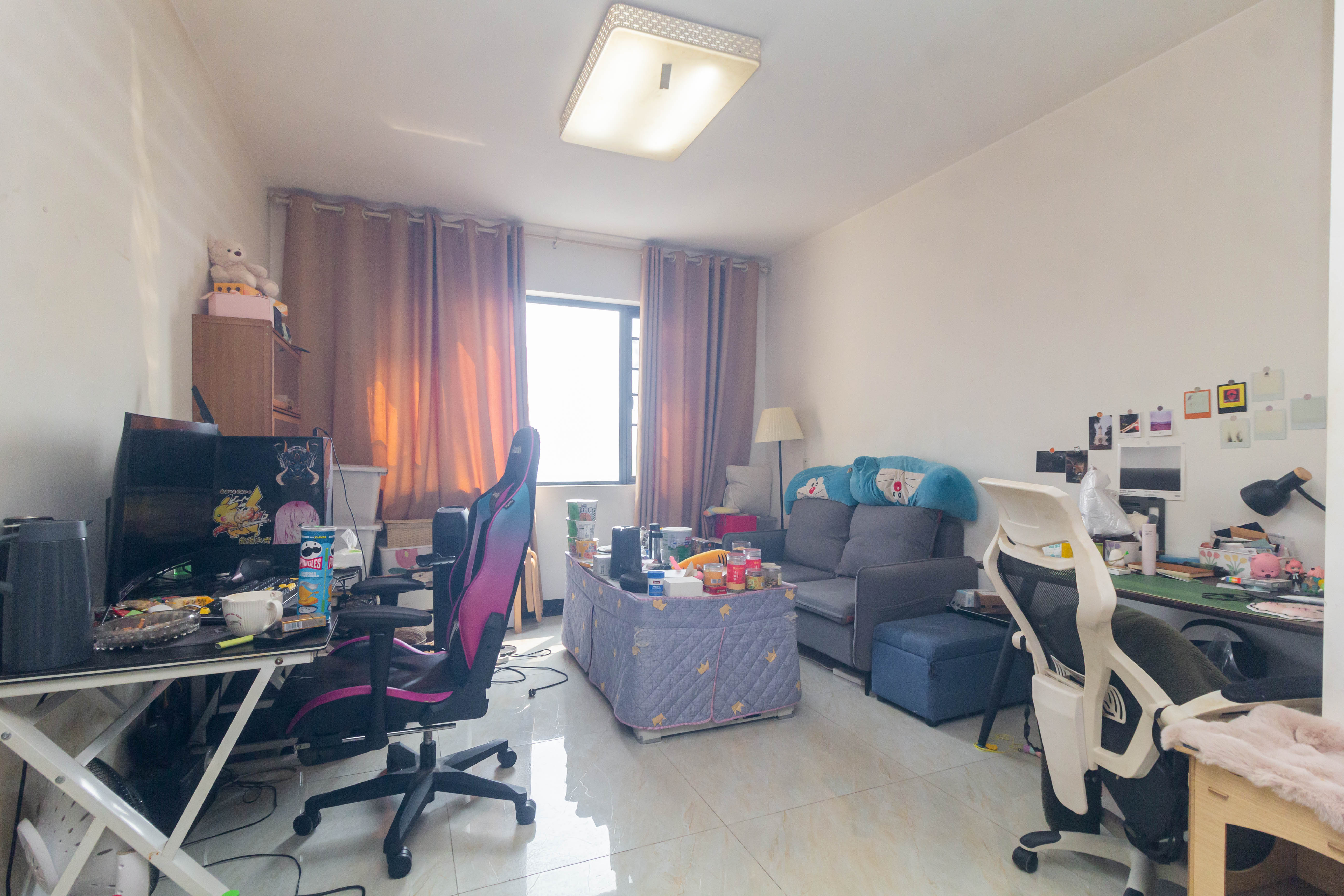 爵世名邸东湖(东湖壹号企业总部基地)  2室2厅1卫    52.0万 爵世名邸东湖(东湖壹号企业总部基地)  2室2厅1卫    52.0万客厅