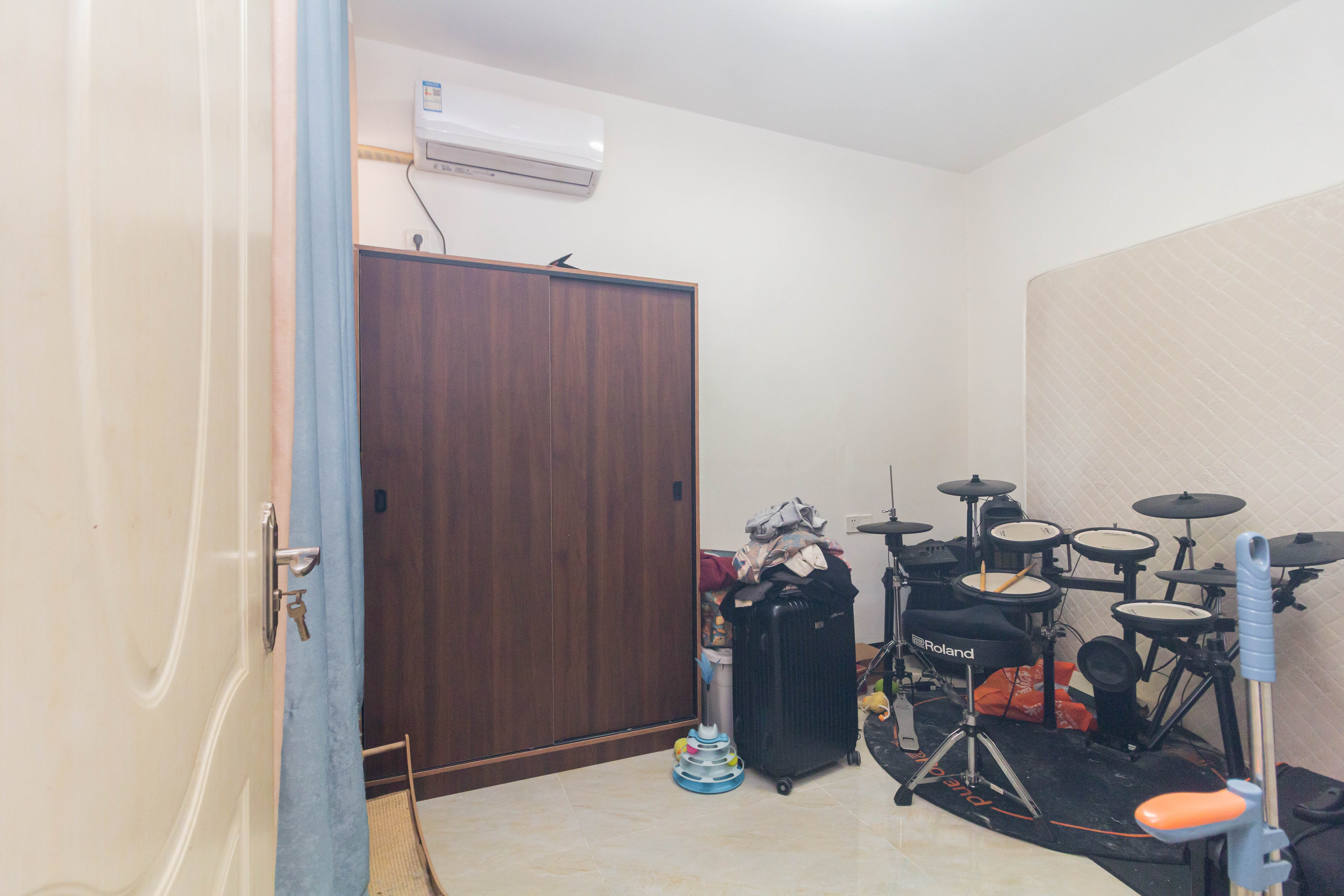 爵世名邸东湖(东湖壹号企业总部基地)  2室2厅1卫    52.0万 爵世名邸东湖(东湖壹号企业总部基地)  2室2厅1卫    52.0万卧室