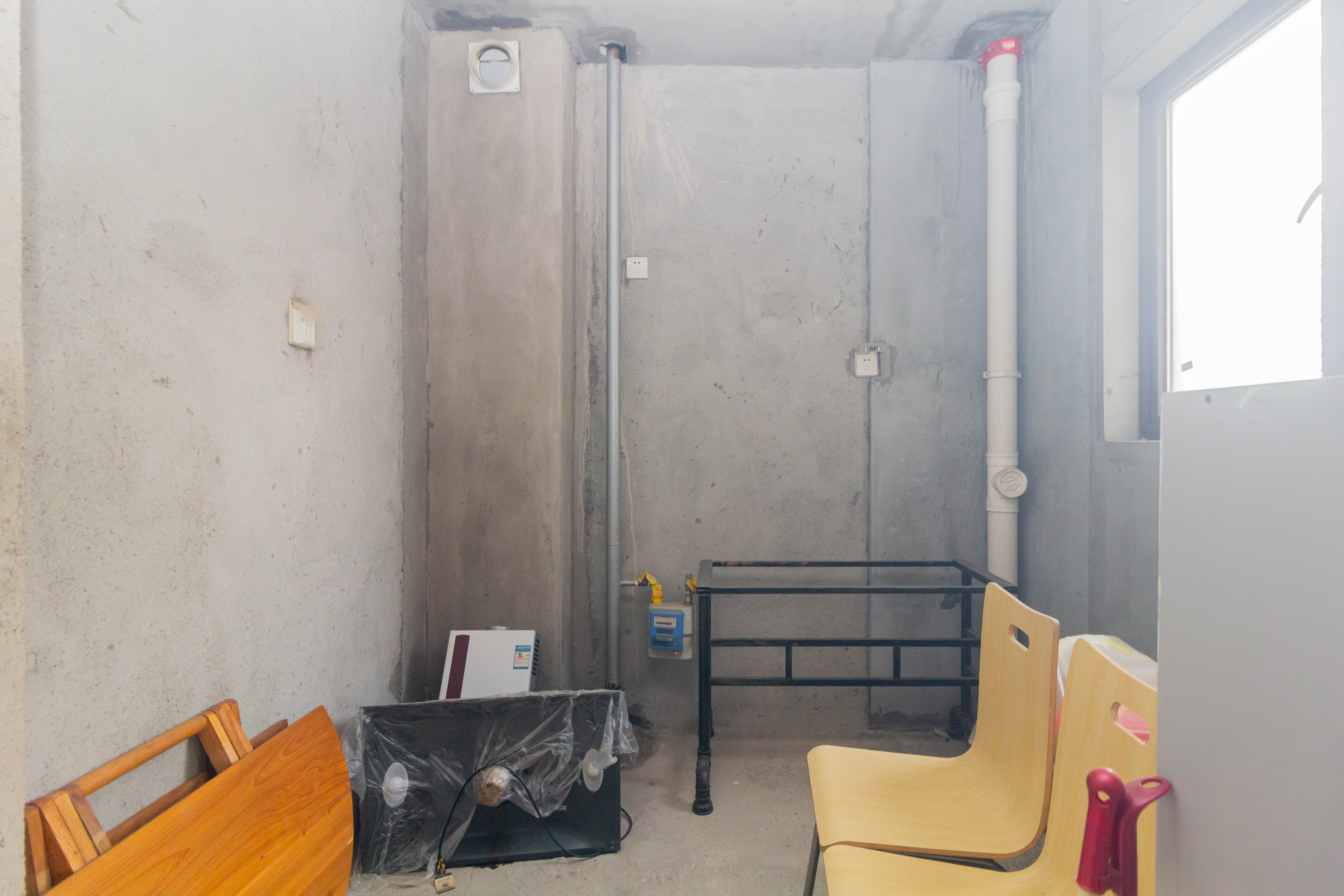 中交中央公园D1区 4室2厅2卫 128.0万 中交中央公园D1区 4室2厅2卫 128.0万厨房