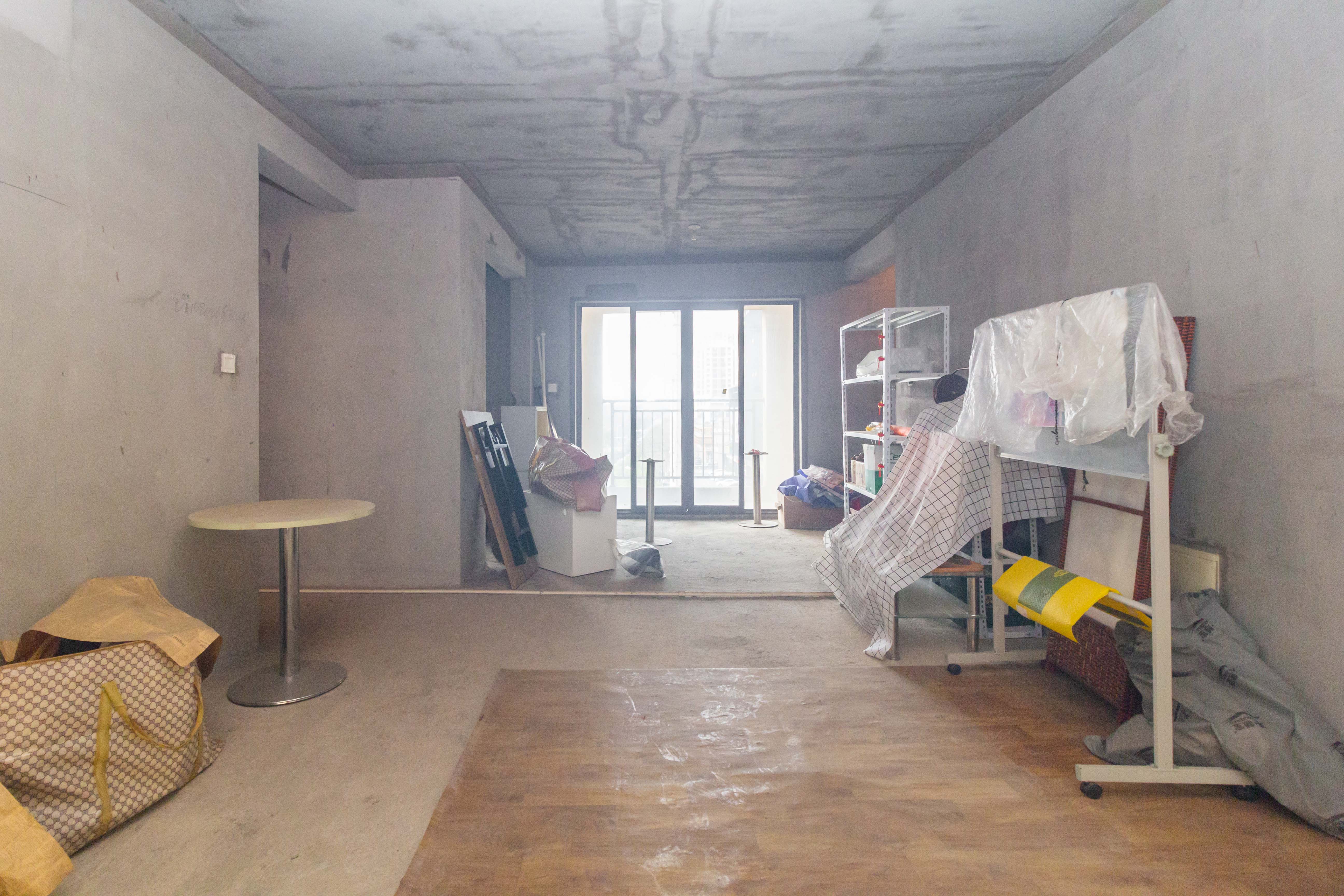 中交中央公园D1区 4室2厅2卫 128.0万 中交中央公园D1区 4室2厅2卫 128.0万客厅