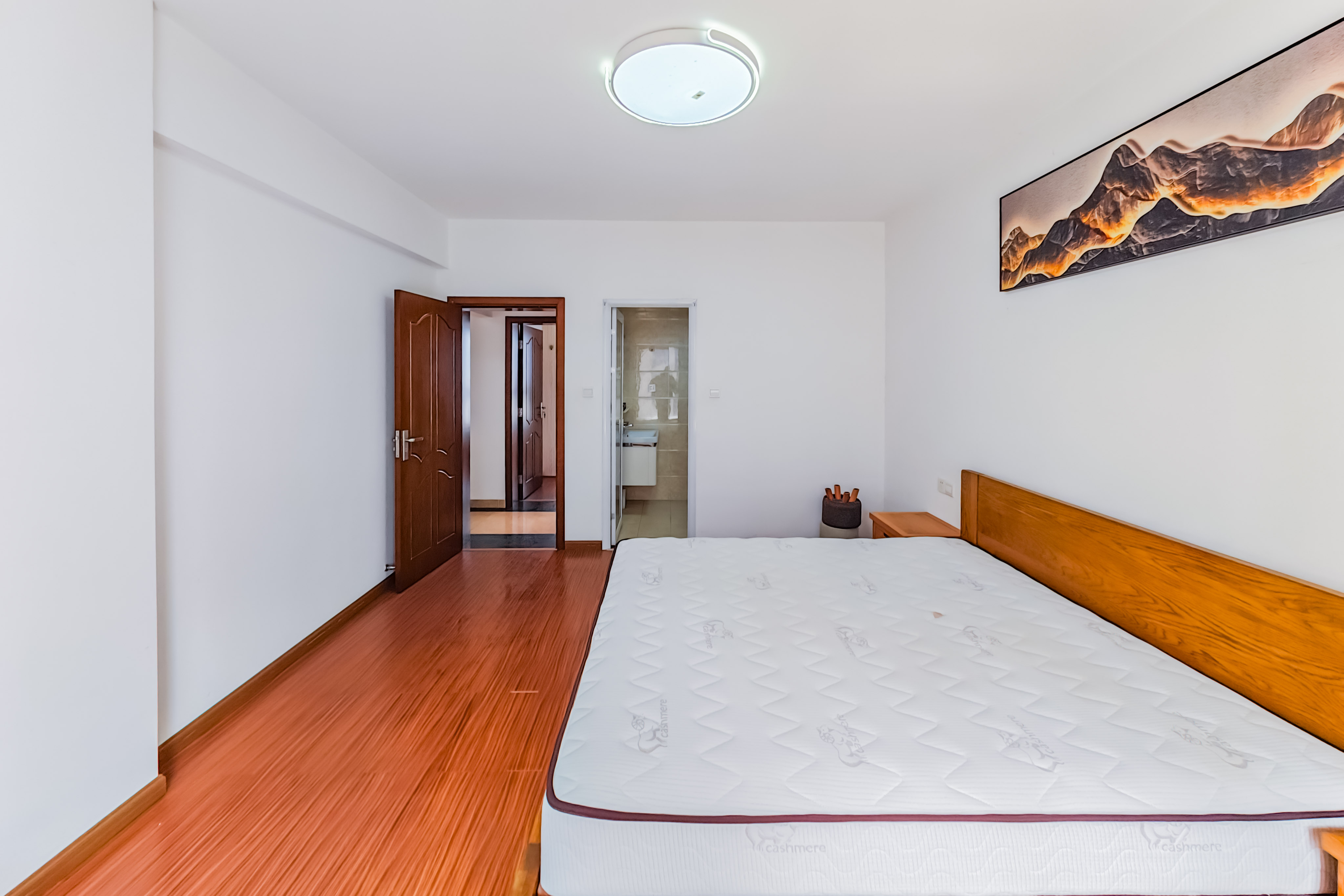 香樟兰亭(朗峰苑)  4室2厅2卫    148.0万 香樟兰亭(朗峰苑)  4室2厅2卫    148.0万卧室