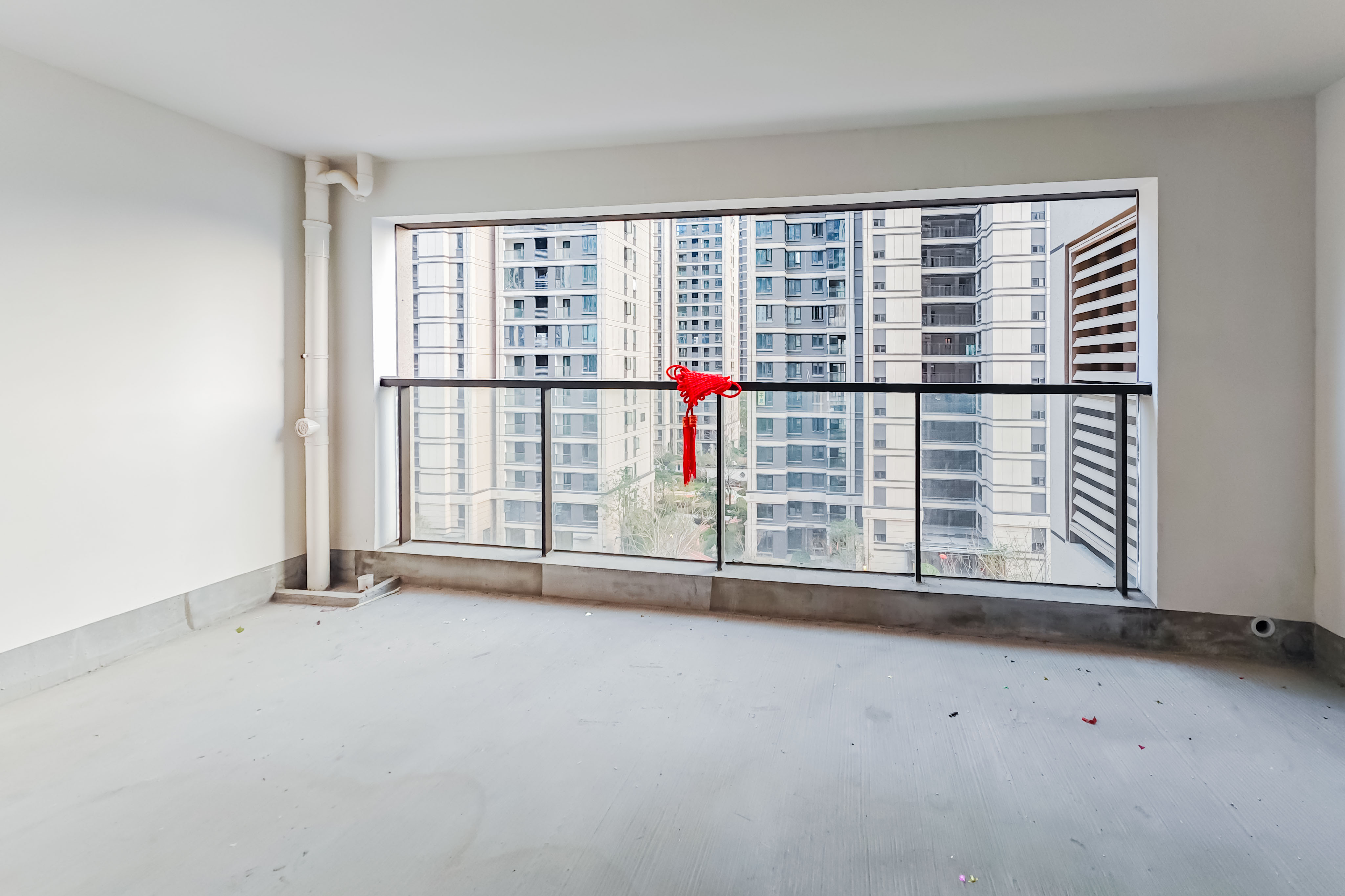 建发玖洲观澜  4室2厅2卫   230.00万其他