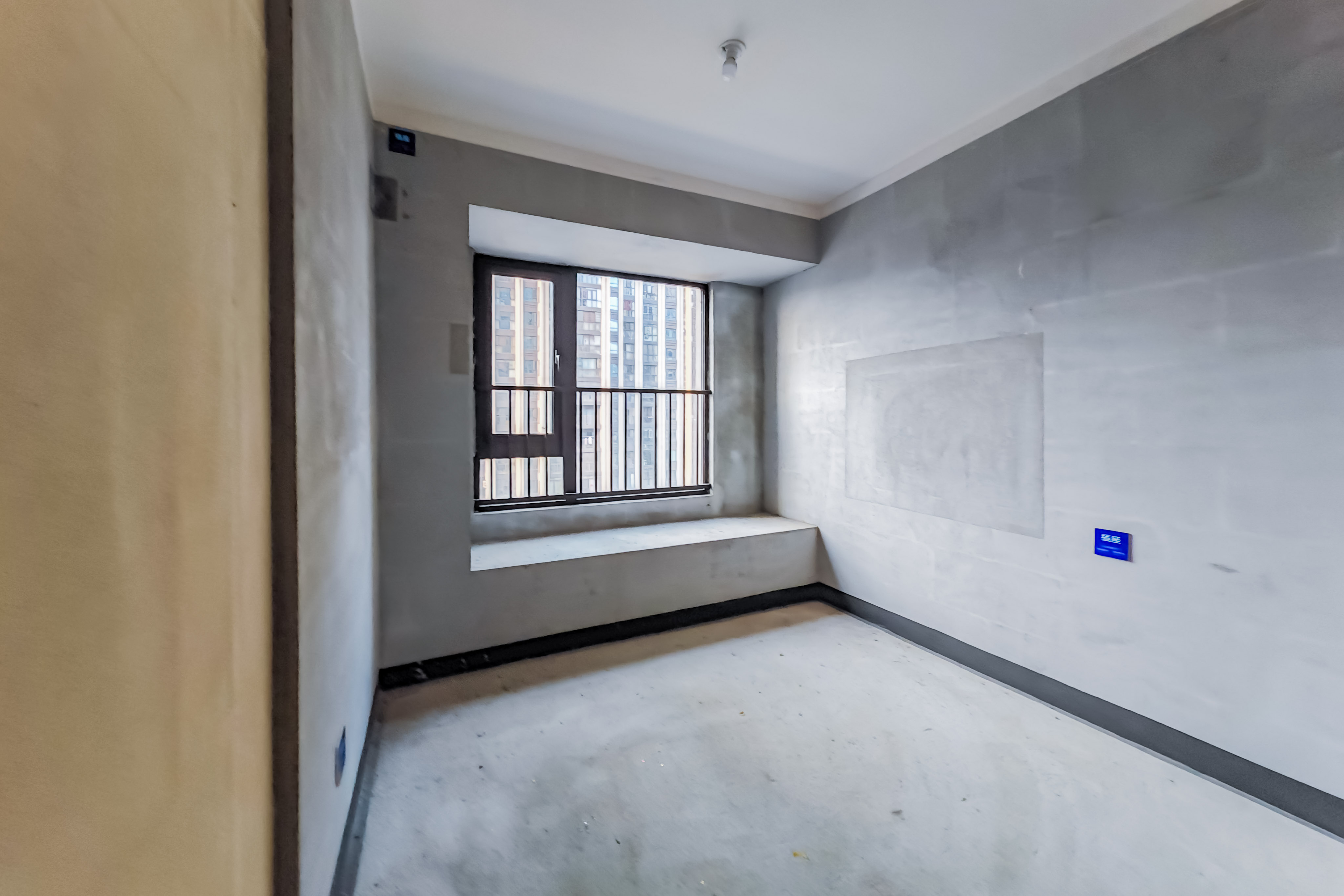 建发玖洲观澜  4室2厅2卫   230.00万其他
