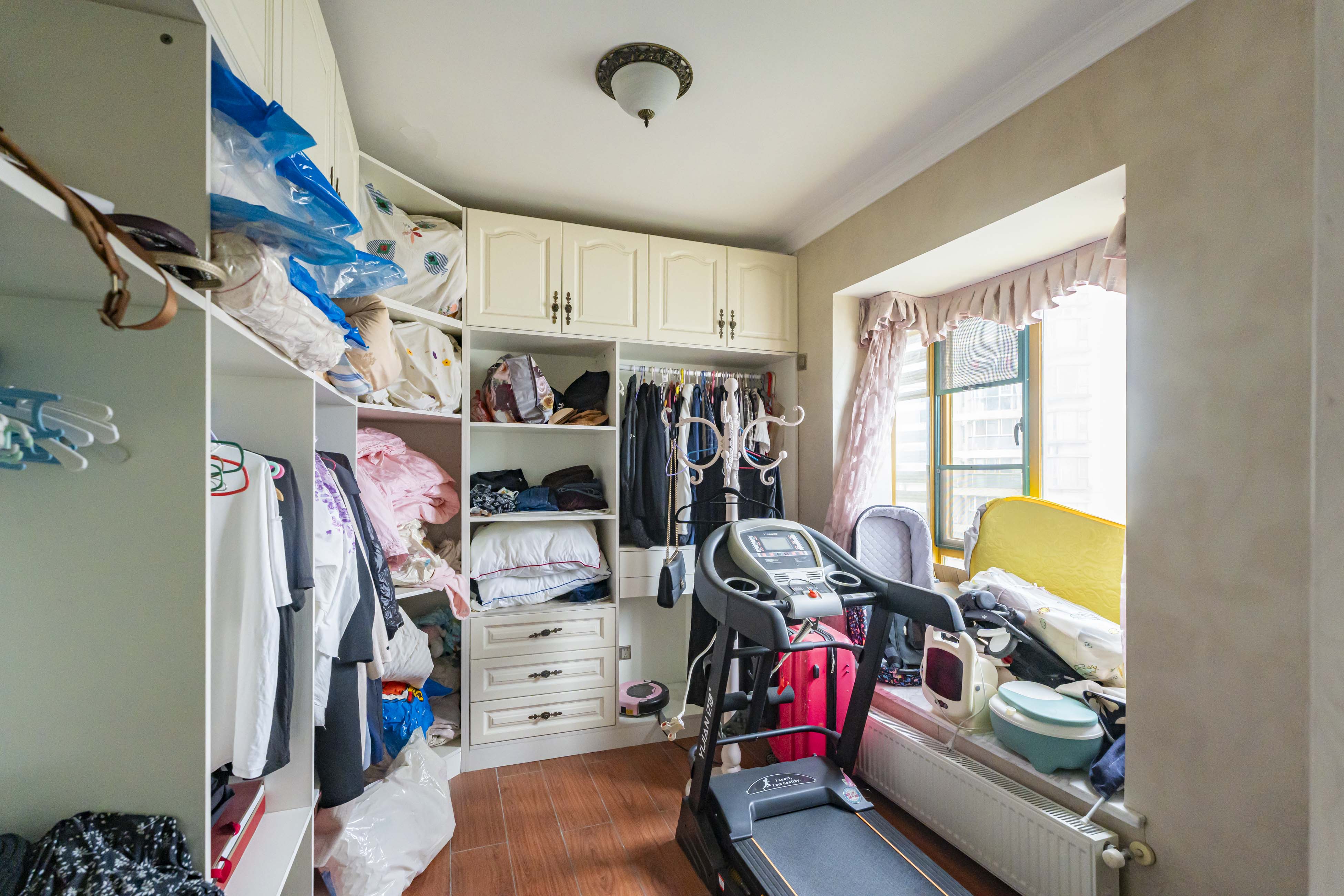 天健芙蓉盛世一期  3室2厅2卫    150.0万 天健芙蓉盛世一期  3室2厅2卫    150.0万卧室