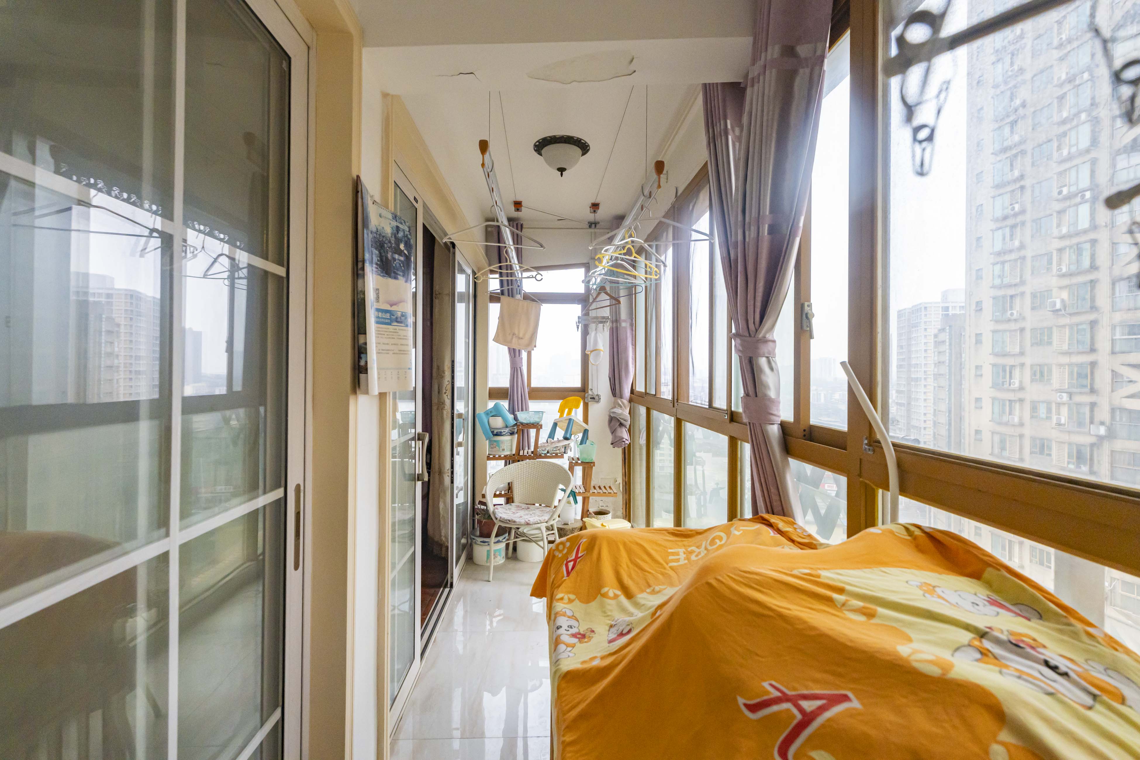 天健芙蓉盛世一期  3室2厅2卫    150.0万 天健芙蓉盛世一期  3室2厅2卫    150.0万阳台