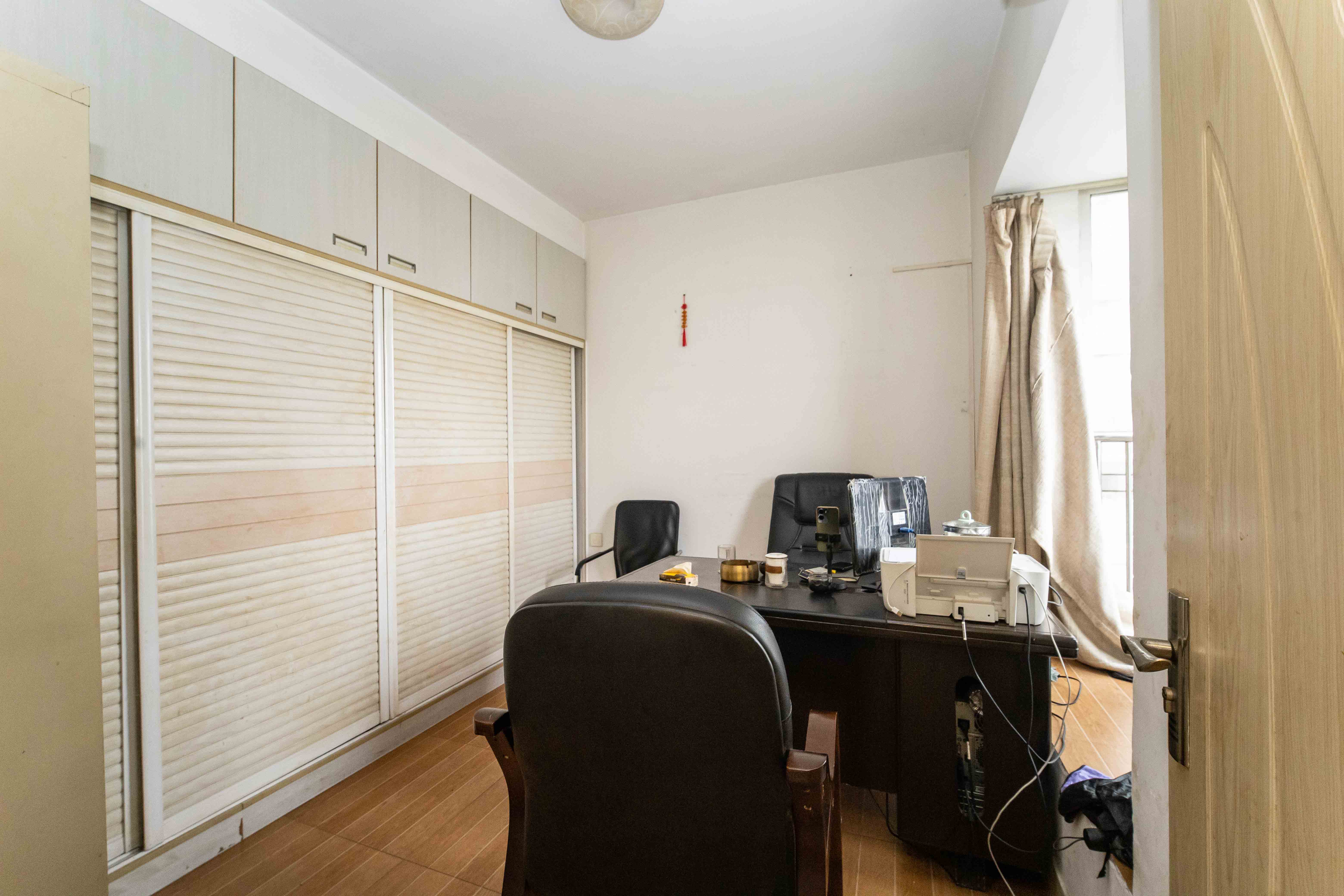 左岸右岸  2室2厅1卫    55.0万 左岸右岸  2室2厅1卫    55.0万卧室