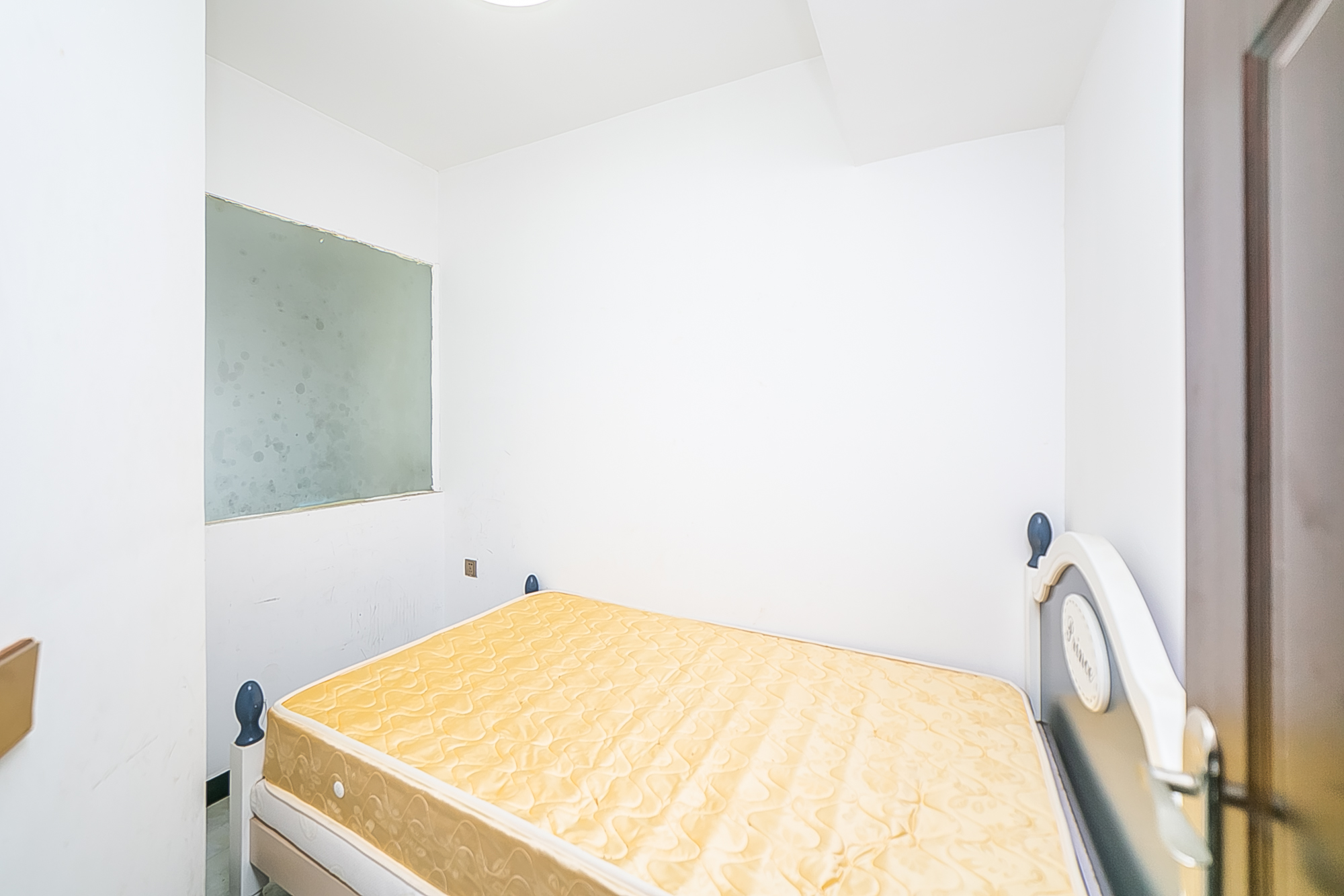 层上观邸  1室1厅1卫    45.8万 层上观邸  1室1厅1卫    45.8万卧室