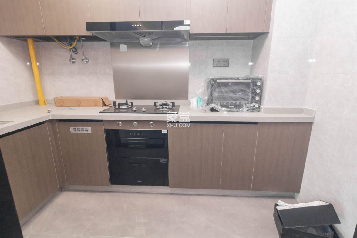 美的云樾 4室2厅2卫 220.0万 美的云樾 4室2厅2卫 220.0万厨房