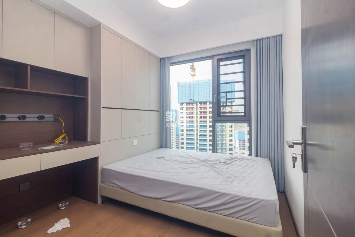 美的云樾 4室2厅2卫 220.0万 美的云樾 4室2厅2卫 220.0万卧室