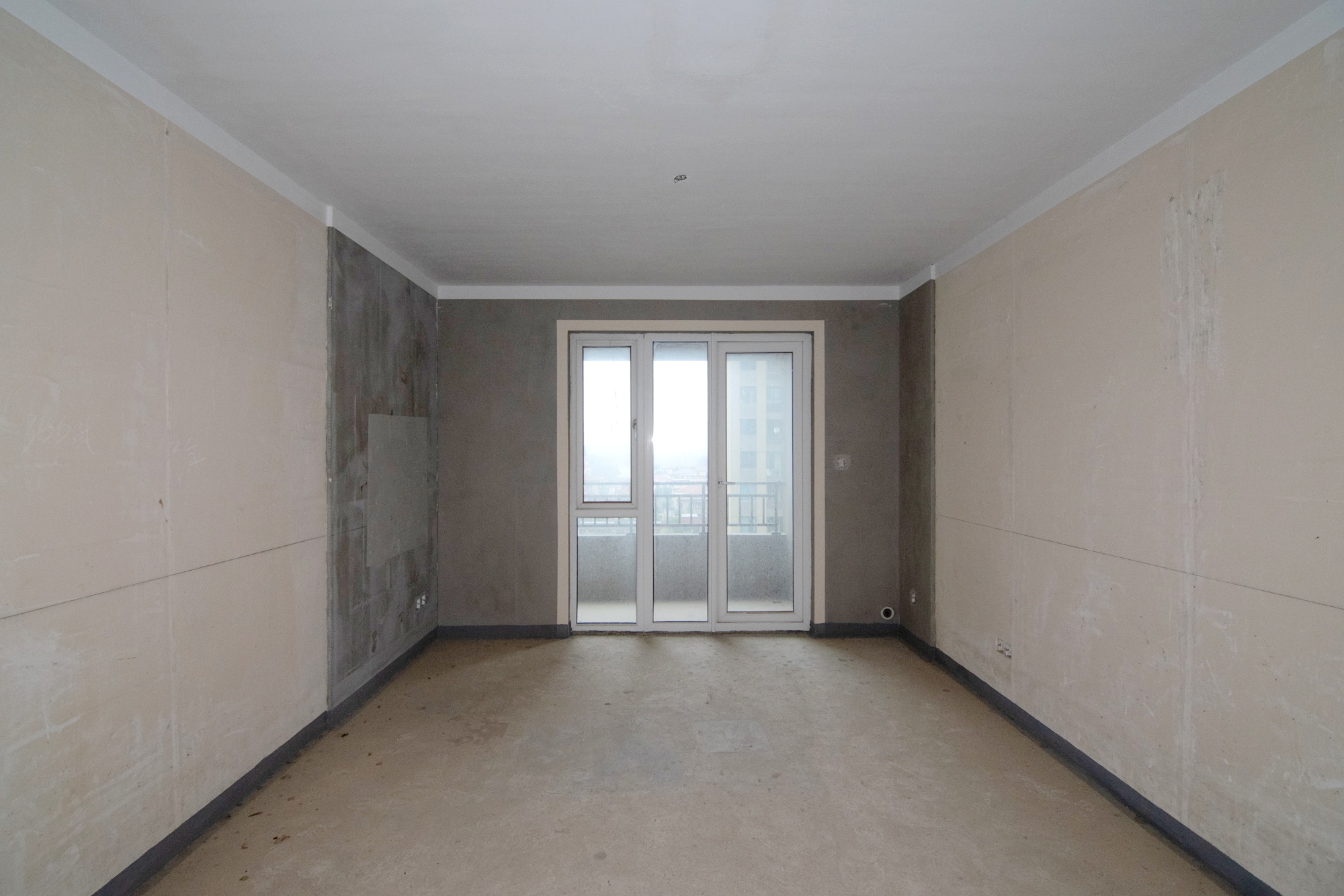 金地三千府(金地湖山樾、金地自在城)  1室0厅0卫    72.0万 金地三千府(金地湖山樾、金地自在城)  1室0厅0卫    72.0万