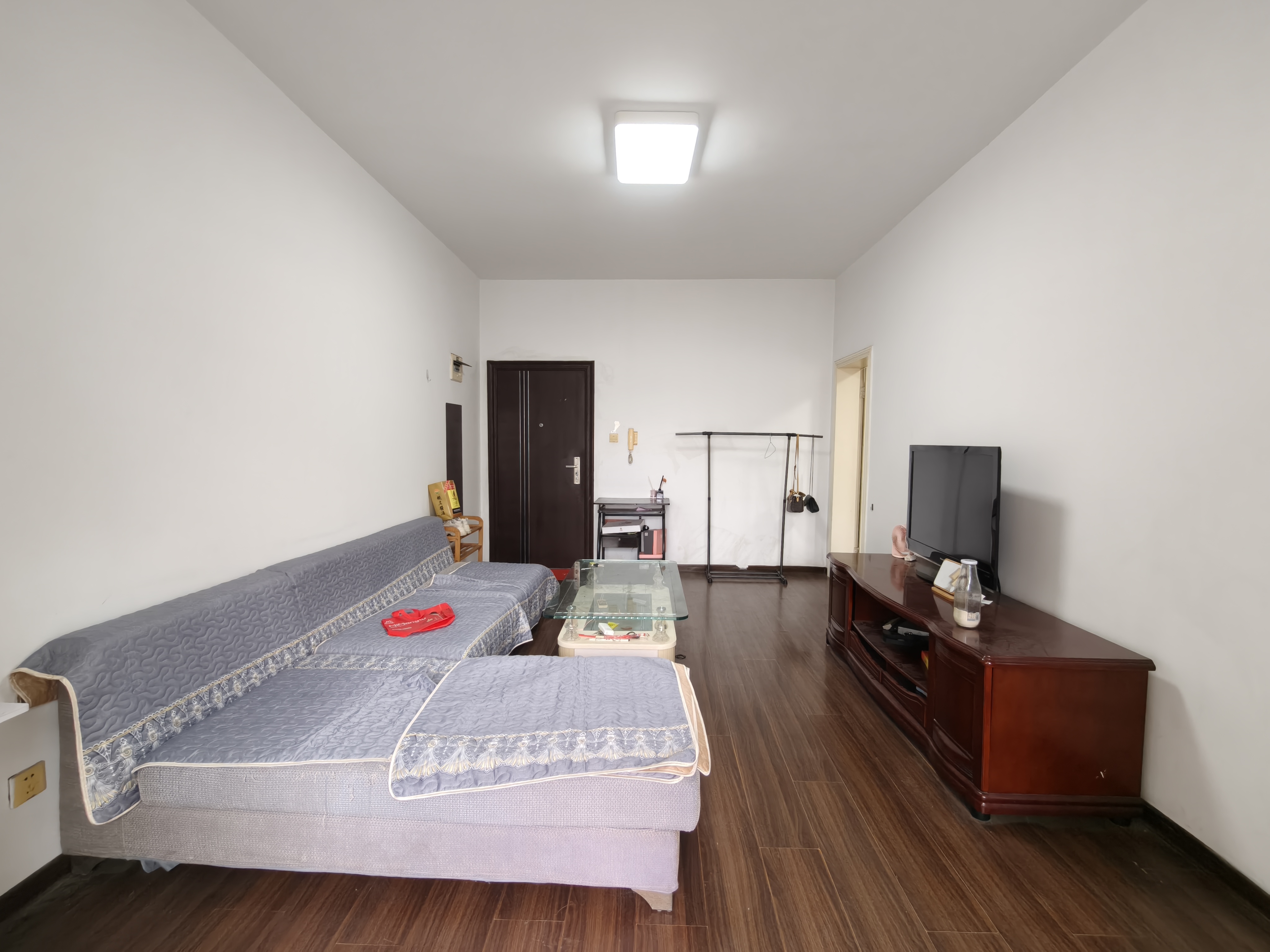 佳和大厦 1室1厅1卫 18.5万 佳和大厦 1室1厅1卫 18.5万室内图