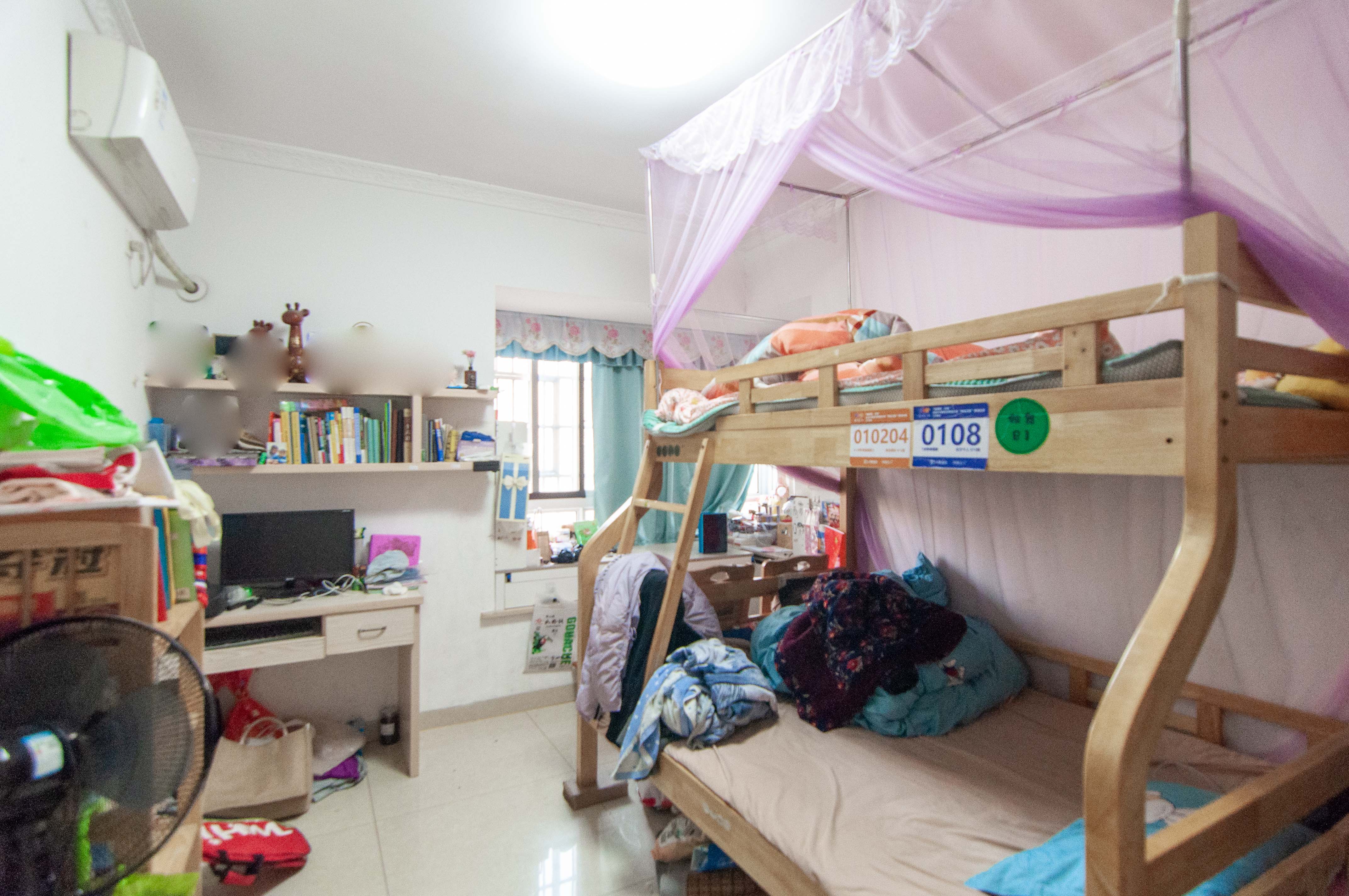 中房F联邦 3室2厅1卫 82.8万 中房F联邦 3室2厅1卫 82.8万其他