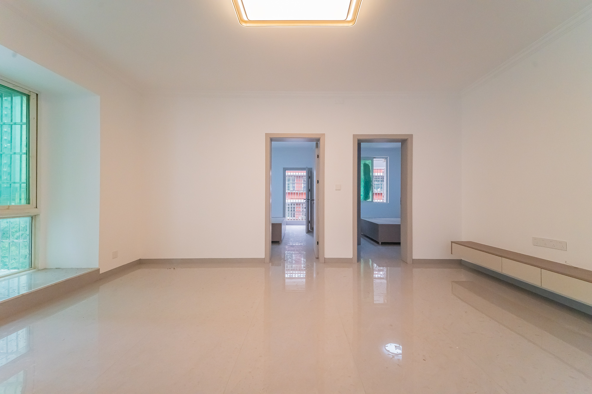 广泰家园 3室2厅2卫 57.8万 广泰家园 3室2厅2卫 57.8万客厅