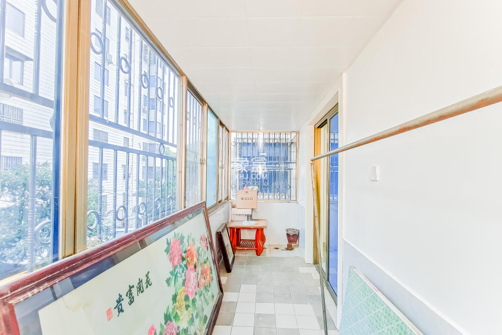 長沙市自來水公司住宅小區(qū)（白沙路119號）  2室2廳1衛(wèi)   90.00萬
