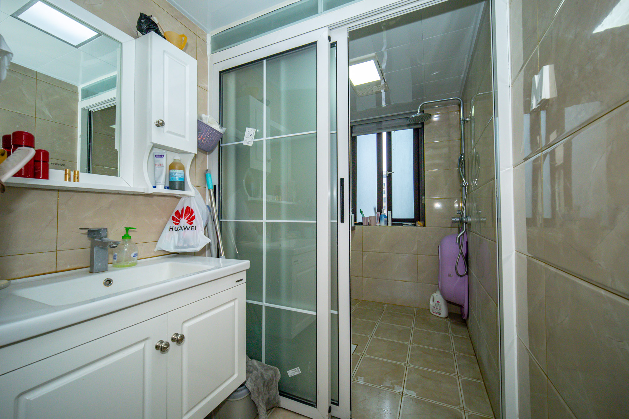 尚鑫海悦(新长海尚海城)  4室2厅2卫    126.8万 尚鑫海悦(新长海尚海城)  4室2厅2卫    126.8万卫生间