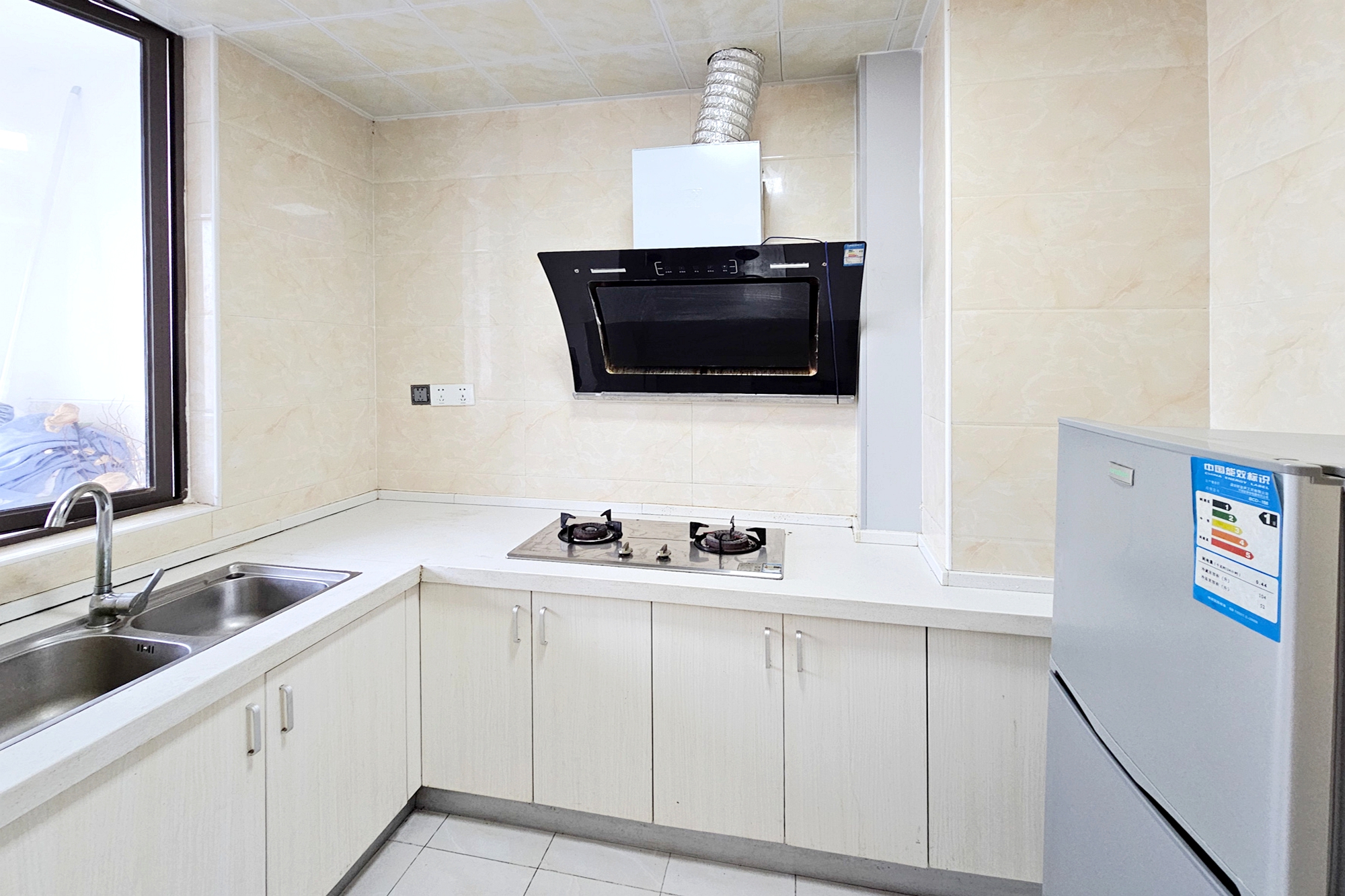 阳光城尚东湾青云苑  4室2厅2卫    81.0万其他