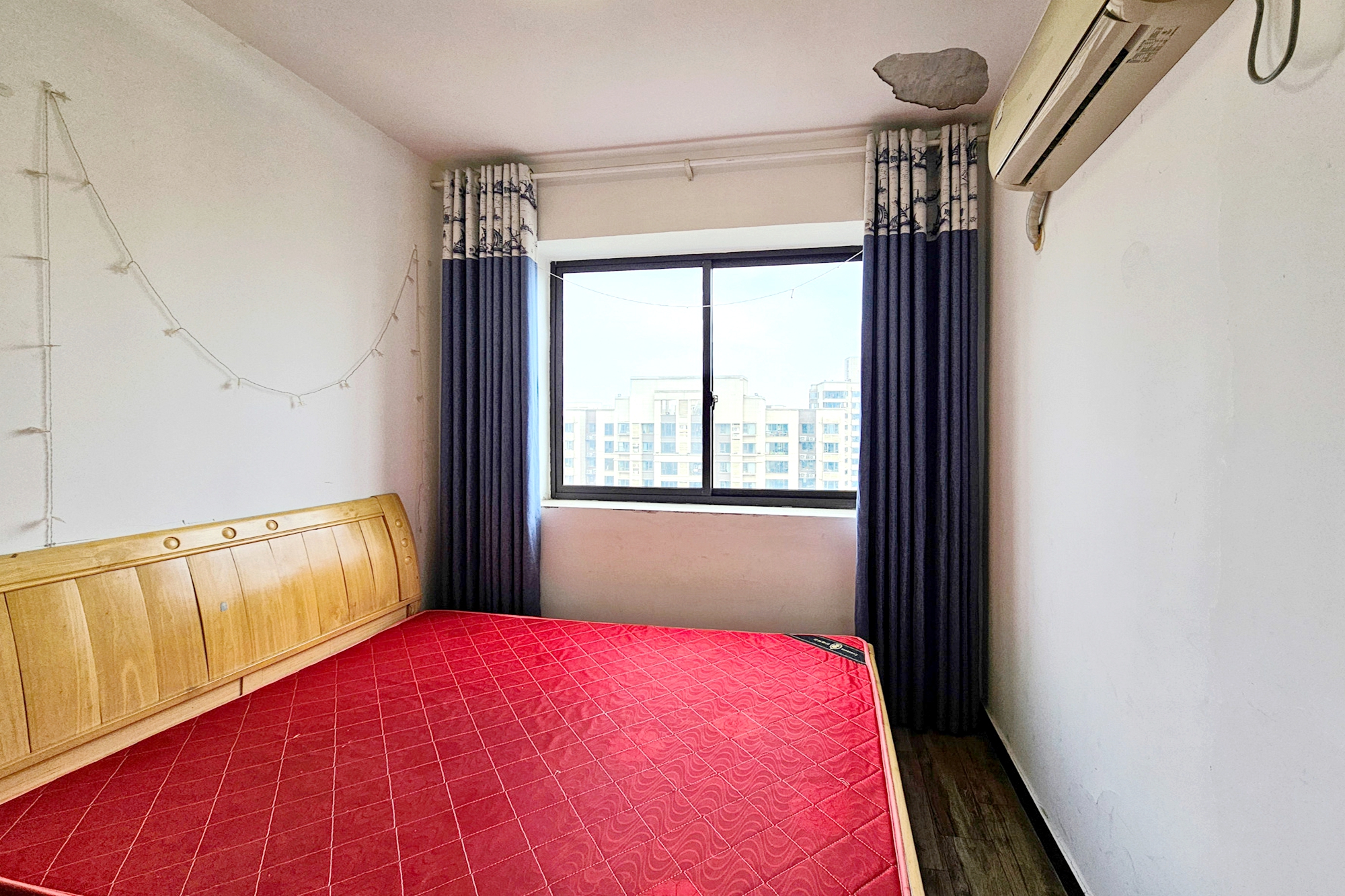 阳光城尚东湾青云苑  4室2厅2卫    81.0万 阳光城尚东湾青云苑  4室2厅2卫    81.0万卧室