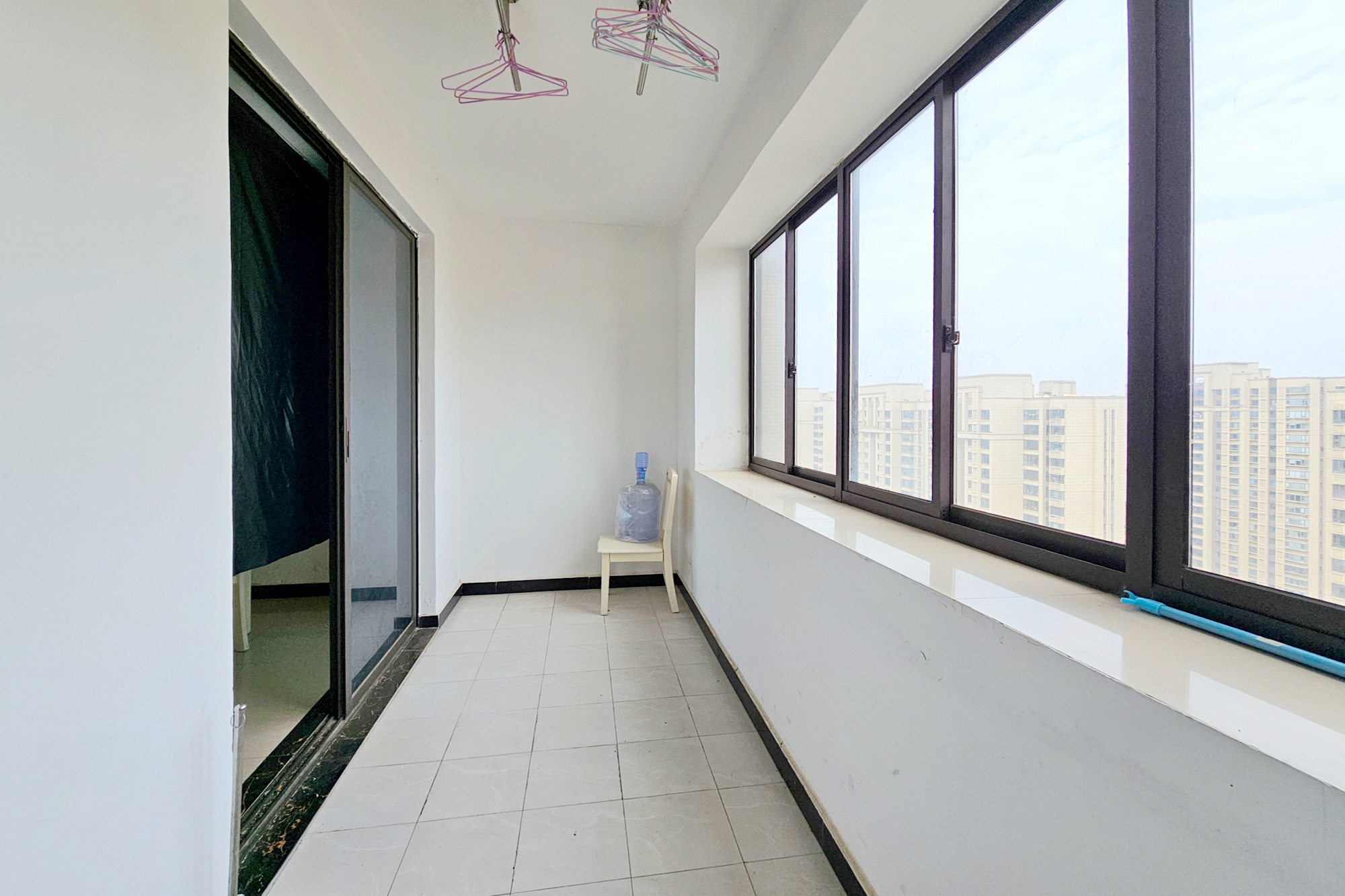 阳光城尚东湾青云苑  4室2厅2卫    81.0万其他