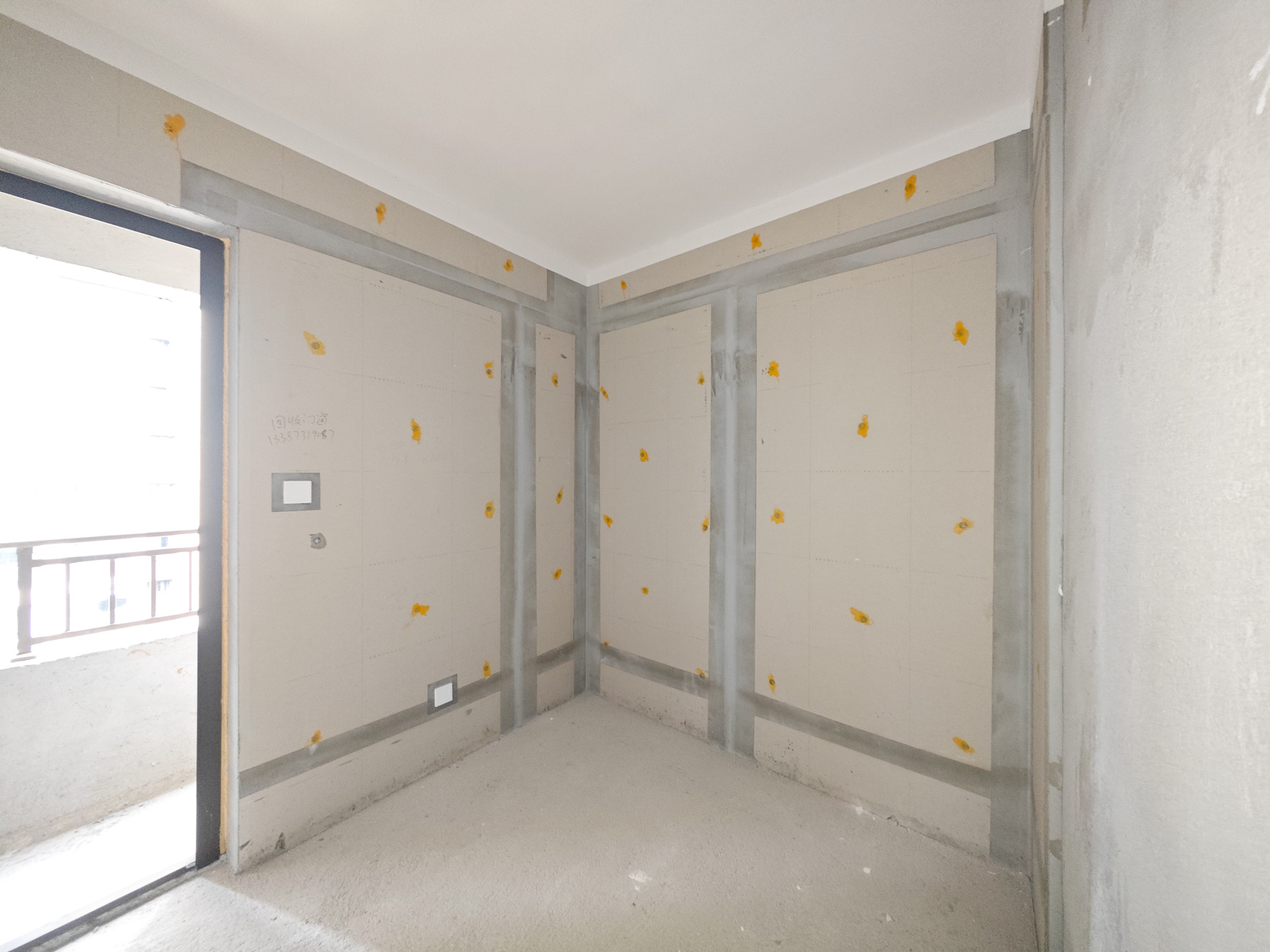 保利城(中航城国际社区、郡原美村) 4室2厅2卫 150.0万 保利城(中航城国际社区、郡原美村) 4室2厅2卫 150.0万卧室