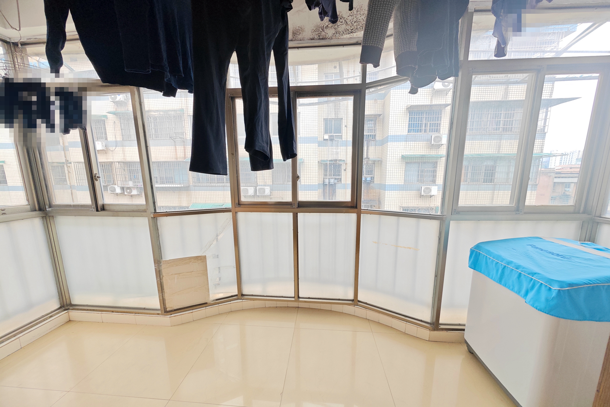 天韵家园  2室2厅1卫   48.00万阳台