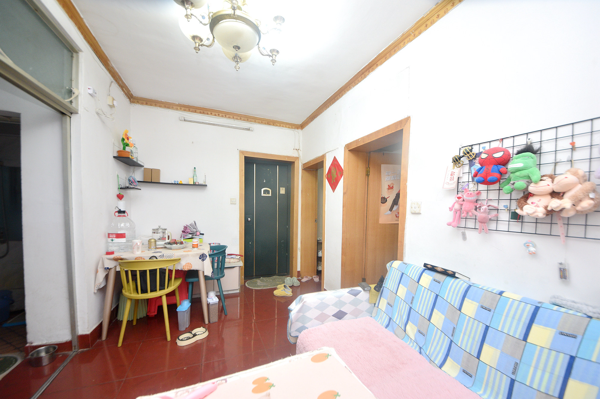 梨子山小区  2室1厅1卫    45.79万客厅