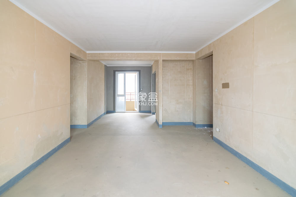 金地三千府（金地湖山樾、金地自在城）  4室2厅2卫    68.8万