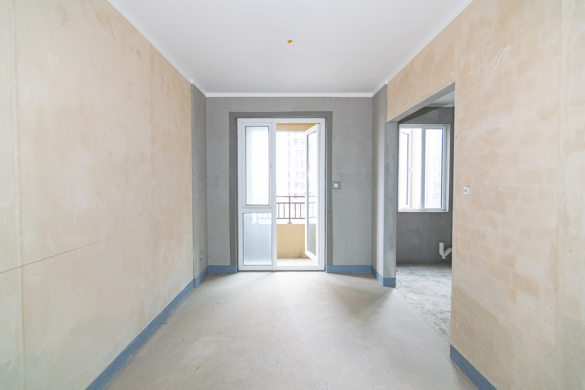 金地三千府(金地湖山樾、金地自在城)  4室2厅2卫    68.8万 金地三千府(金地湖山樾、金地自在城)  4室2厅2卫    68.8万客厅