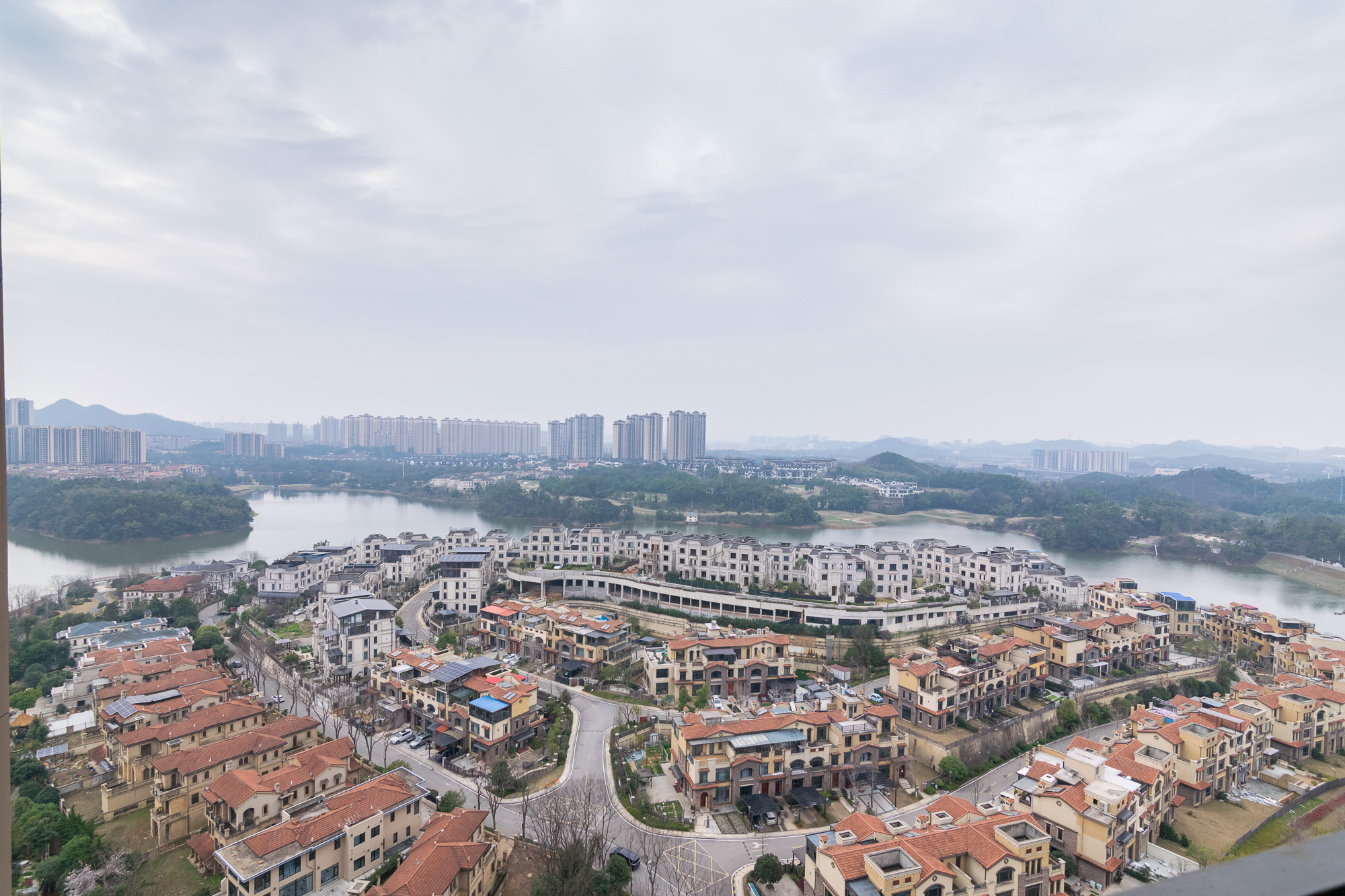 金地三千府(金地湖山樾、金地自在城)  4室2厅2卫    68.8万 金地三千府(金地湖山樾、金地自在城)  4室2厅2卫    68.8万其他