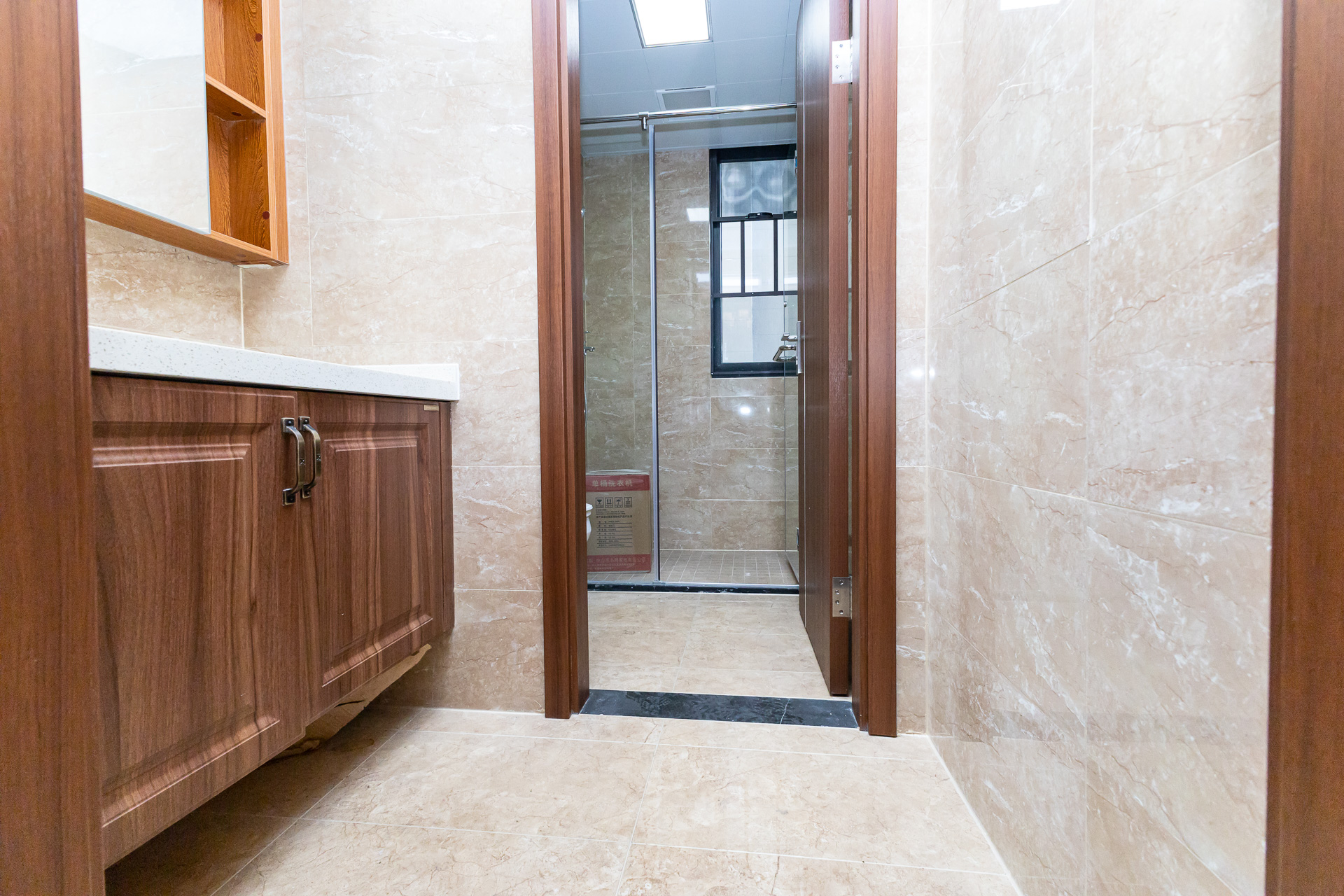 万润滨江天著  4室2厅2卫    144.0万 万润滨江天著  4室2厅2卫    144.0万卫生间