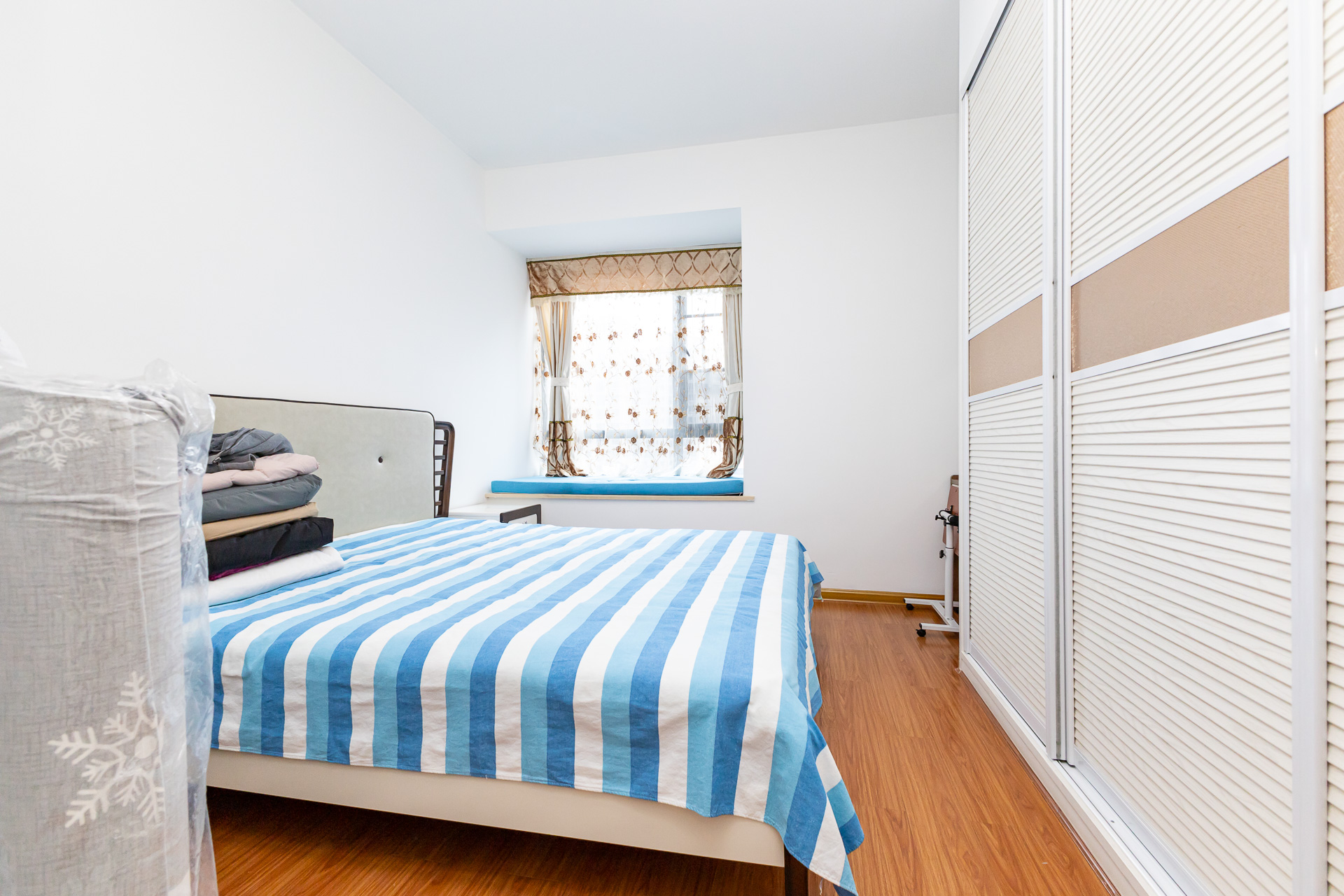 玛丽的花园(金色阳光家园)  3室2厅2卫    97.0万 玛丽的花园(金色阳光家园)  3室2厅2卫    97.0万卧室