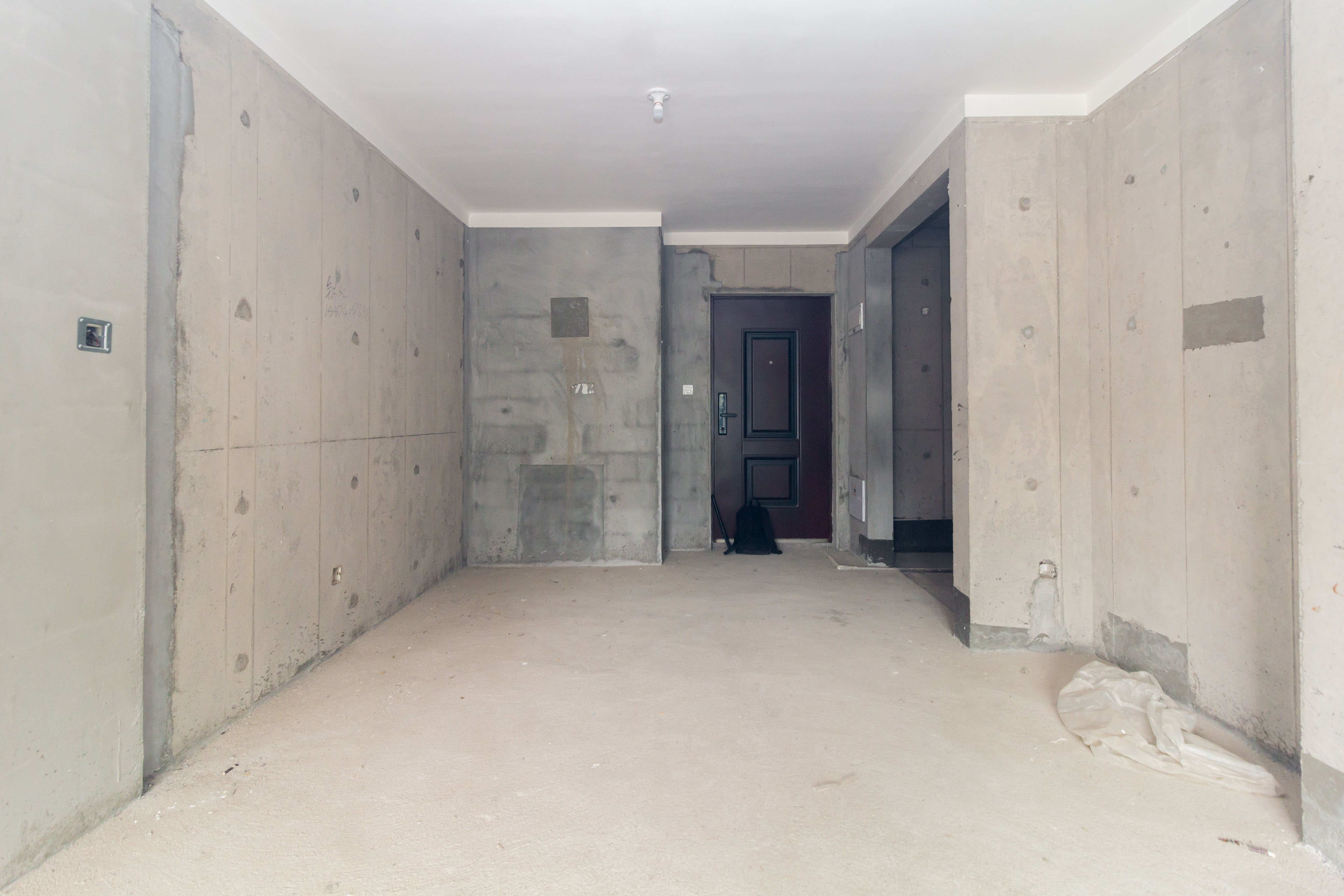 南益名士豪庭  3室2厅1卫    95.0万 南益名士豪庭  3室2厅1卫    95.0万客厅